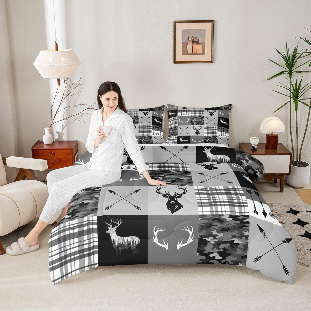 Feelyou Black White Camo Comforter Set Queen Size Deer Hunting Bedding Set for Kids Boys Girls Camouflage Duvet Quilt Antlers Bedroom Decor Microfiber 3 Pcs with 2 Pillow Cases