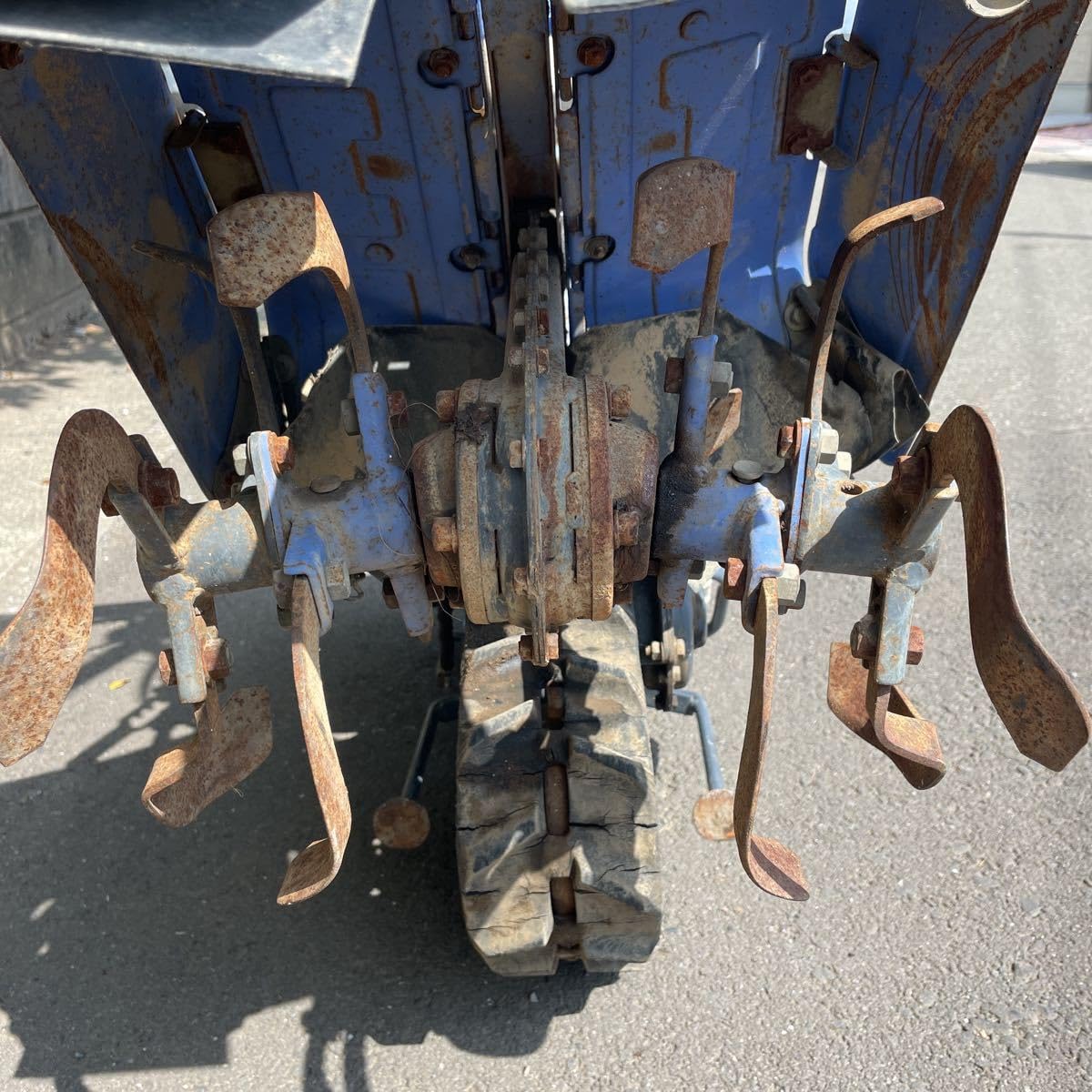 Amazon.co.jp: イセキ 井関 クローラーパンジー S6D V 6.2馬力 すぐ