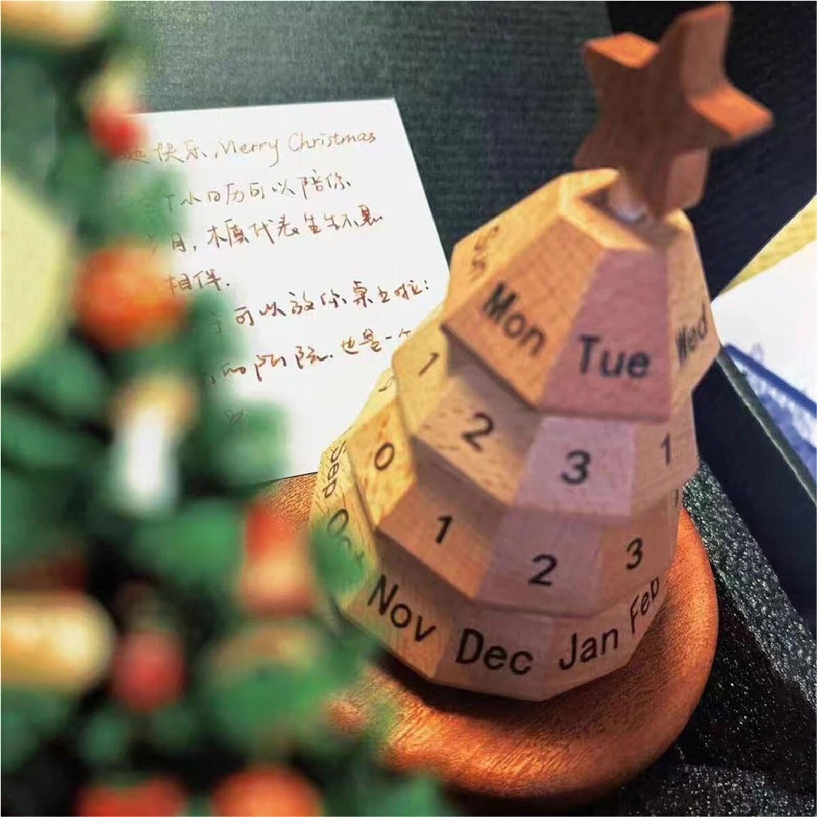 Inspirierender Tischkalender Weihnachtsbaum-Kalender: Stilvolles, kreatives Deko-Element for den Schreibtisch im Homeoffice Geschenke für Kollegen