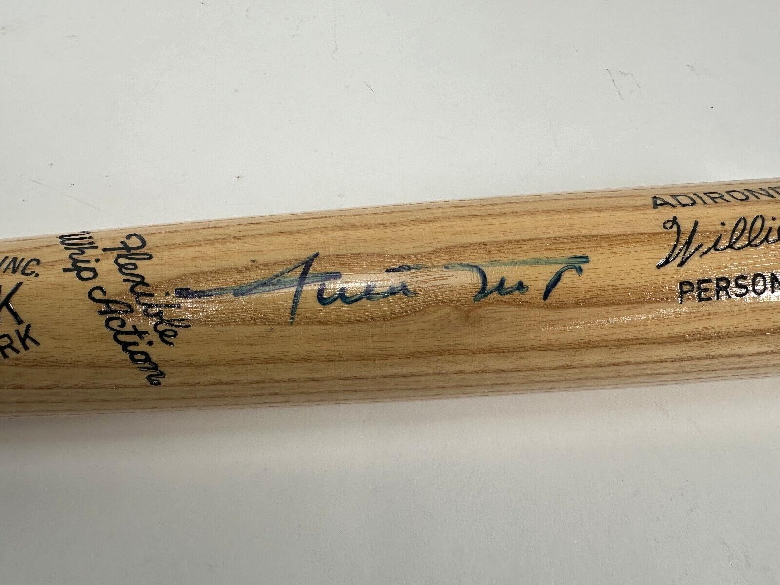 Amazon.com: Willie Mays Signed Autographed 302 Adirondack Baseball