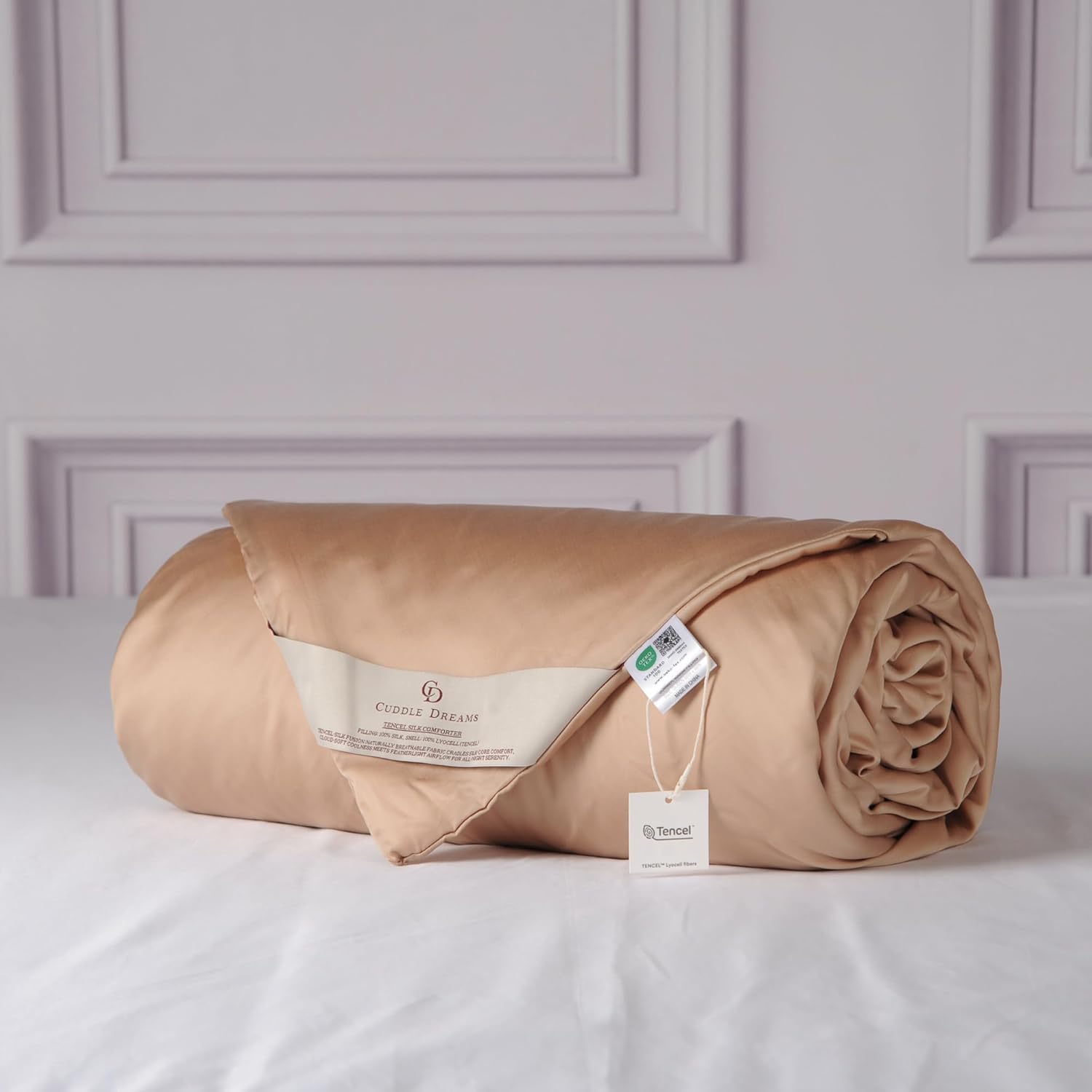 CUDDLE DREAMS Lightweight Silk Filled Comforter