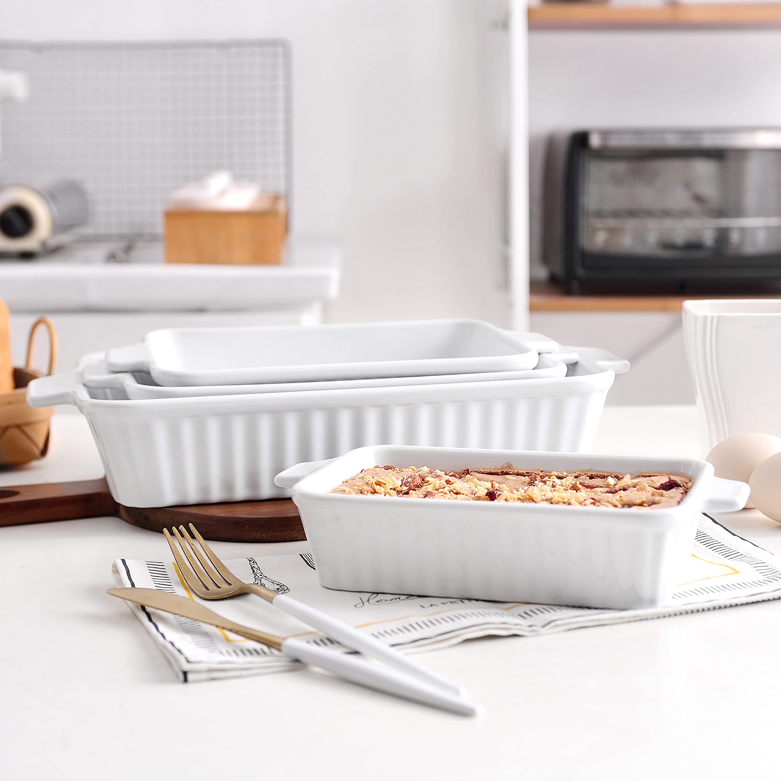 MALACASA Série BAKE, Lot de 4 Plats à Four en Céramique Blanc, 3020ml, 2080ml, 1480ml, 850ml, Plats à Gratin avec Poignées, Passe au Lave-vaisselle, Idéaux pour Cuisson et Gratin
