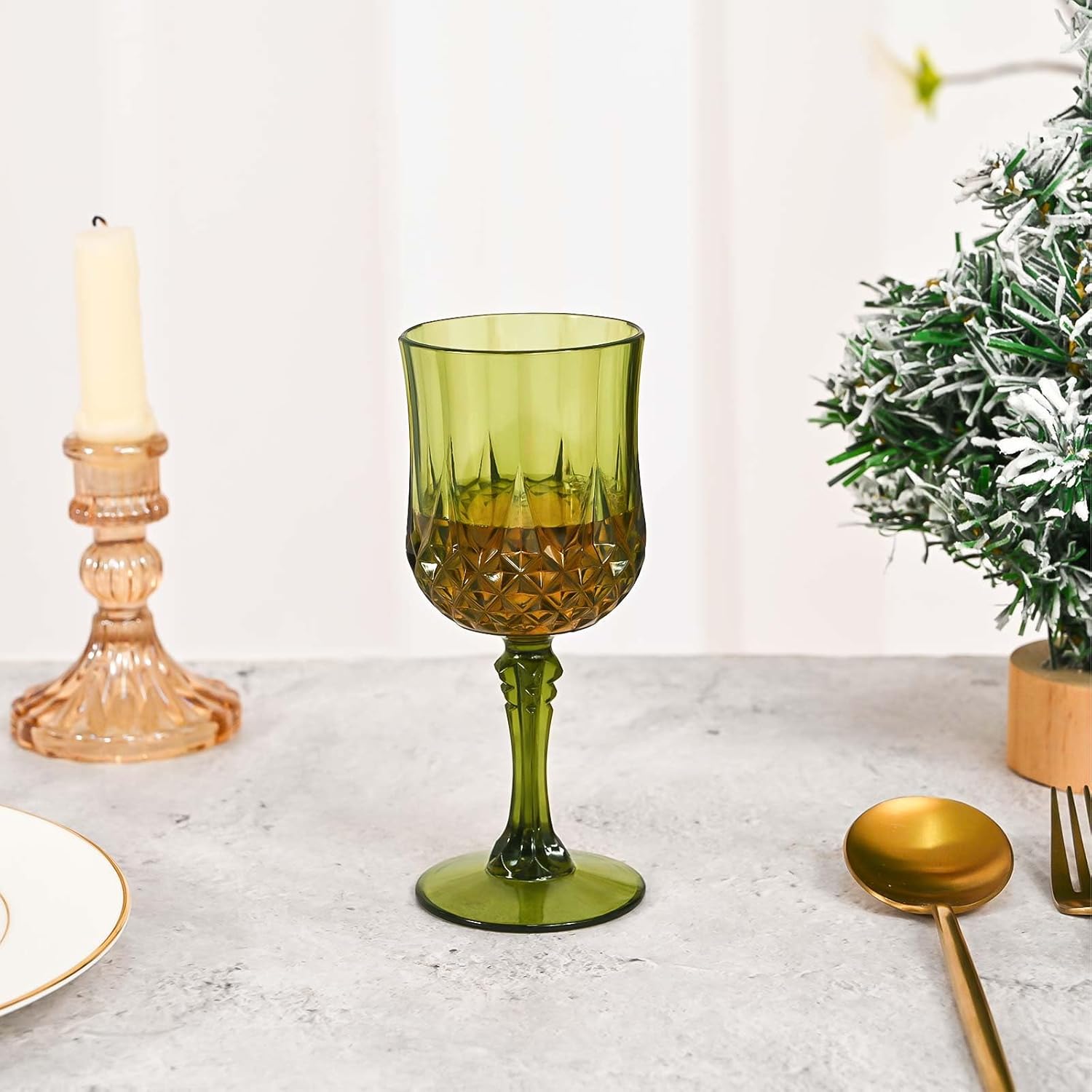 48 Pack Emerald Green Plastic Wine Glasses Vintage Style Reusable Plastic Cups Suitable for Weddings Banquets Parties Birthdays - Image 6