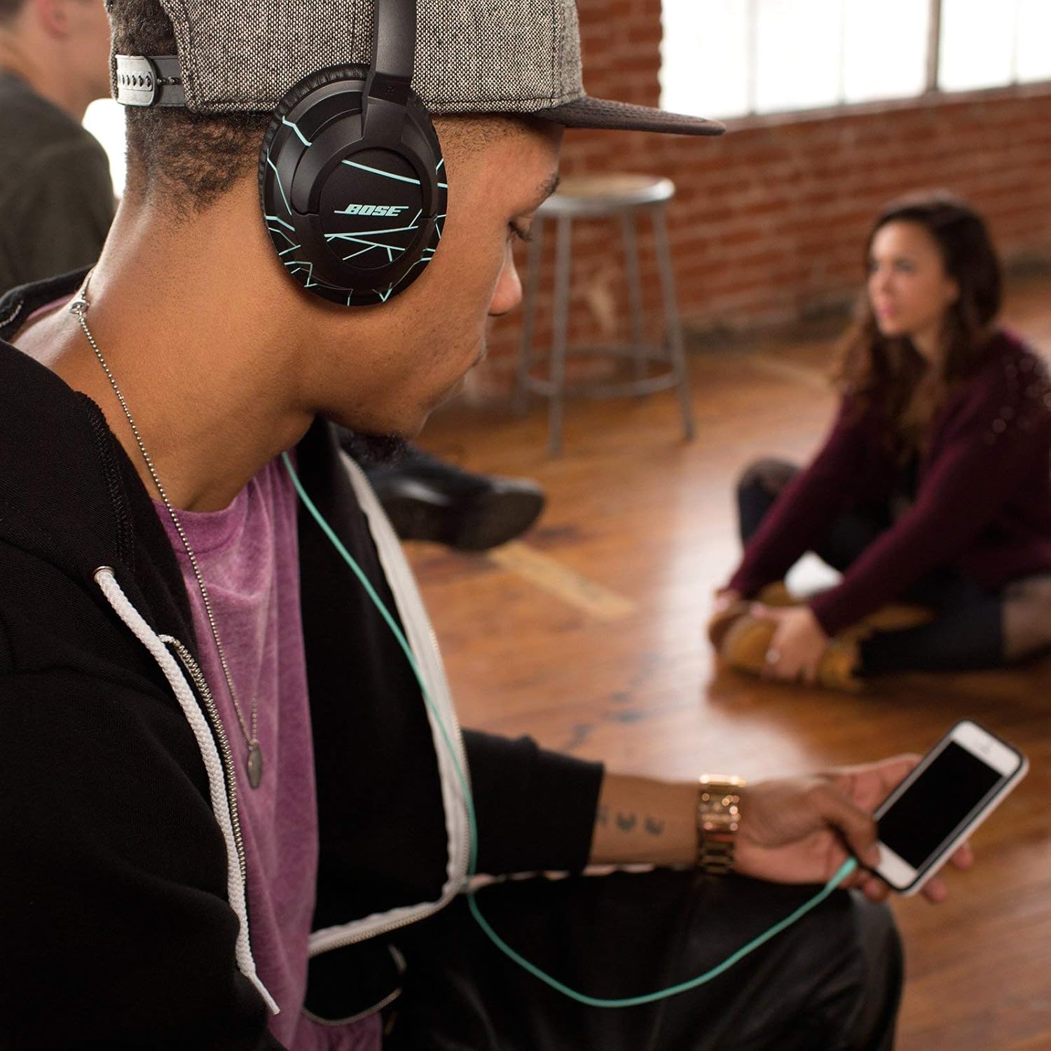 Bose SoundTrue Headphones Around-Ear Style, Black/Mint (Renewed)