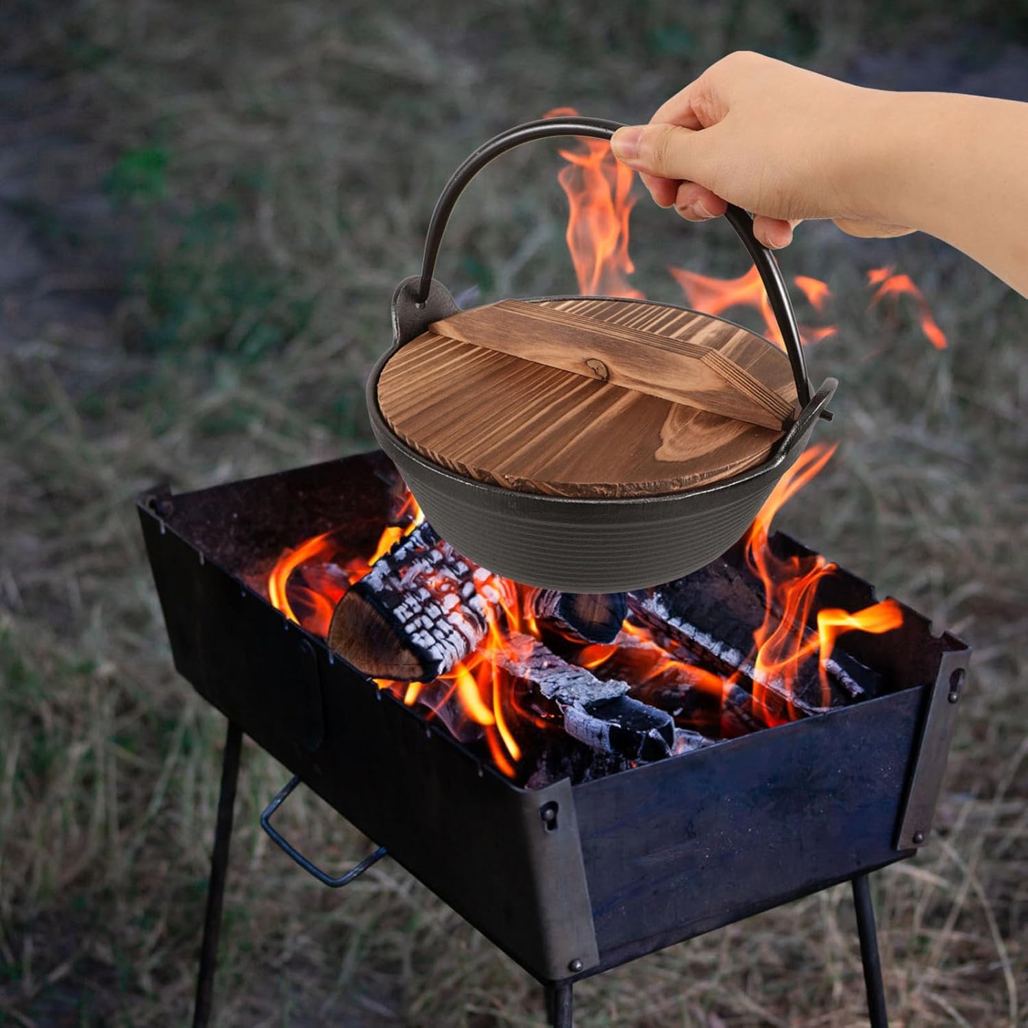 HANABASS 1set Cast Iron Cooking Pot Japanese Style Hanging Campfire Cookware for Outdoor Cooking Design for Camping Stew and BBQ
