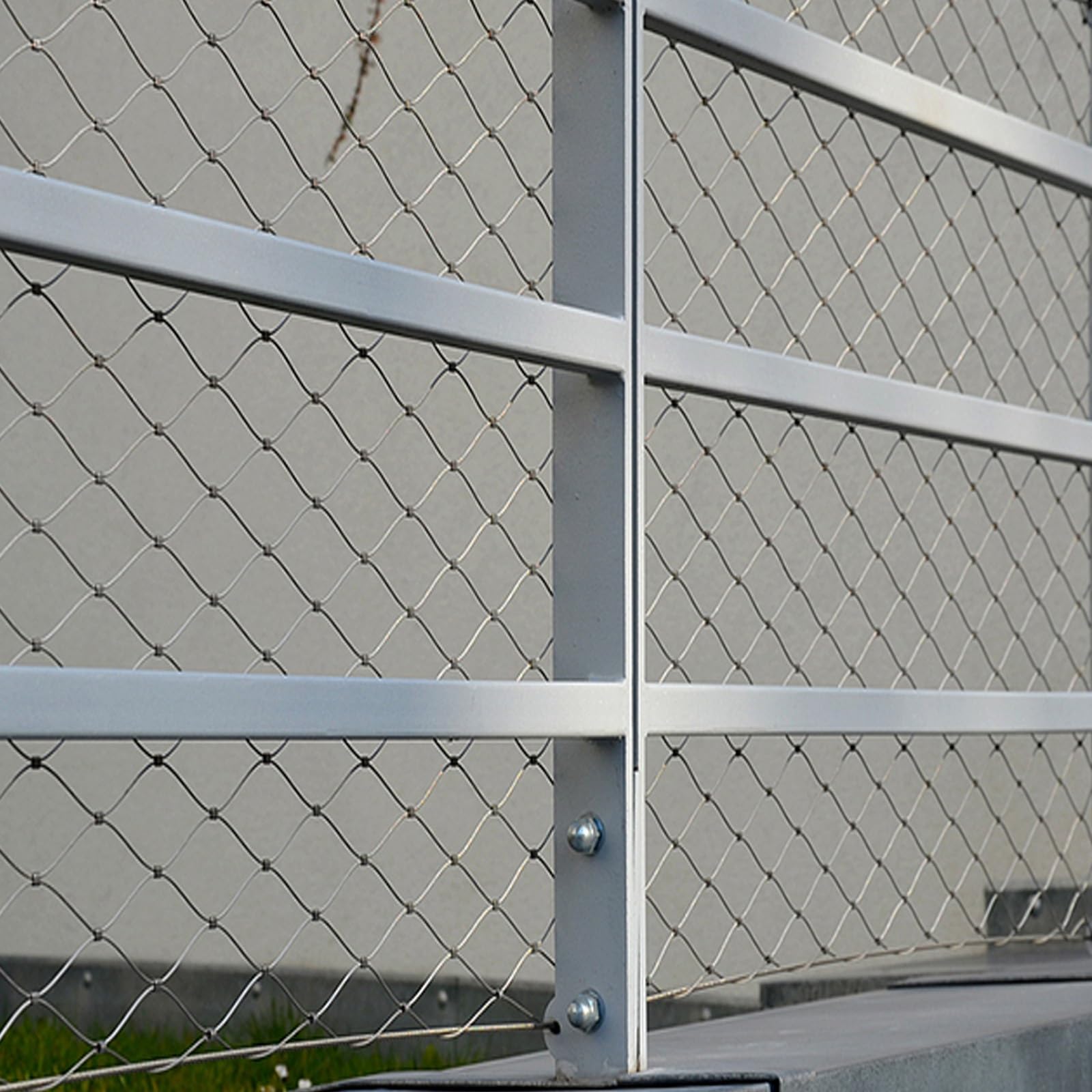 Rete Metallica in Acciaio Inox 304 - Recinzione di Sicurezza Flessibile Adatta per Case, Giardini, fabbriche, luoghi pubblici e Cantieri edili (3x2 Metri / 9,8x6,5 Piedi).