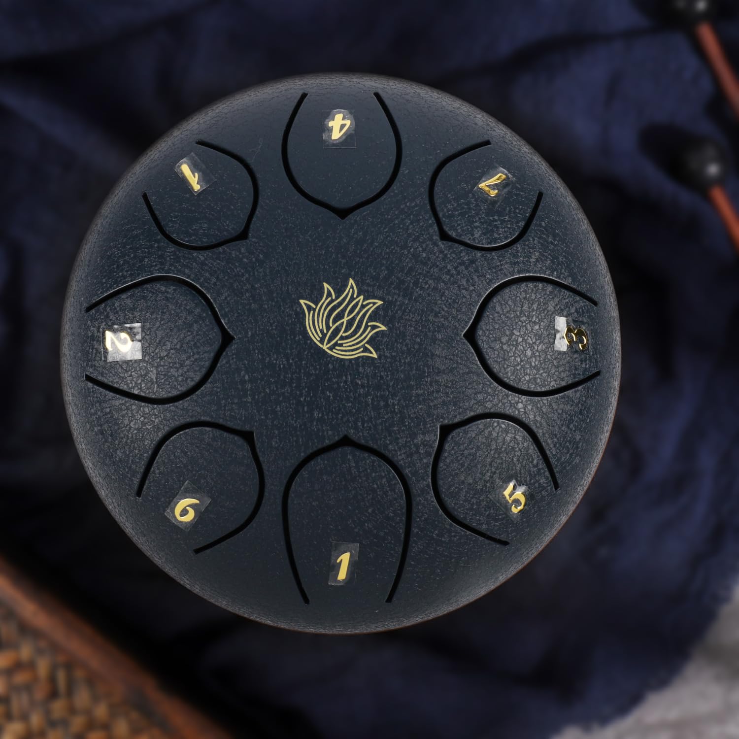 Eavnbaek Rain Chime Drum - 8 Note 6 Zoll Regentrommel für den Außengarten, mit Tasche, Musikbuch, Drumsticks, Schlägelhalter und Fingerpaddeln, Stahlzungentrommel für Geschenke Yoga Bildung