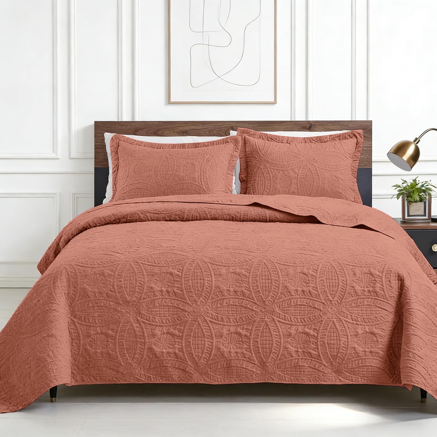 Poboton Queen Quilt Bedding Sets,Orange Ultrasonic Lightweight Queen Size Coverlet,Coin Pattern Soft Bedspreads for All Season, (1 Quilt,2 Pillow Shams)