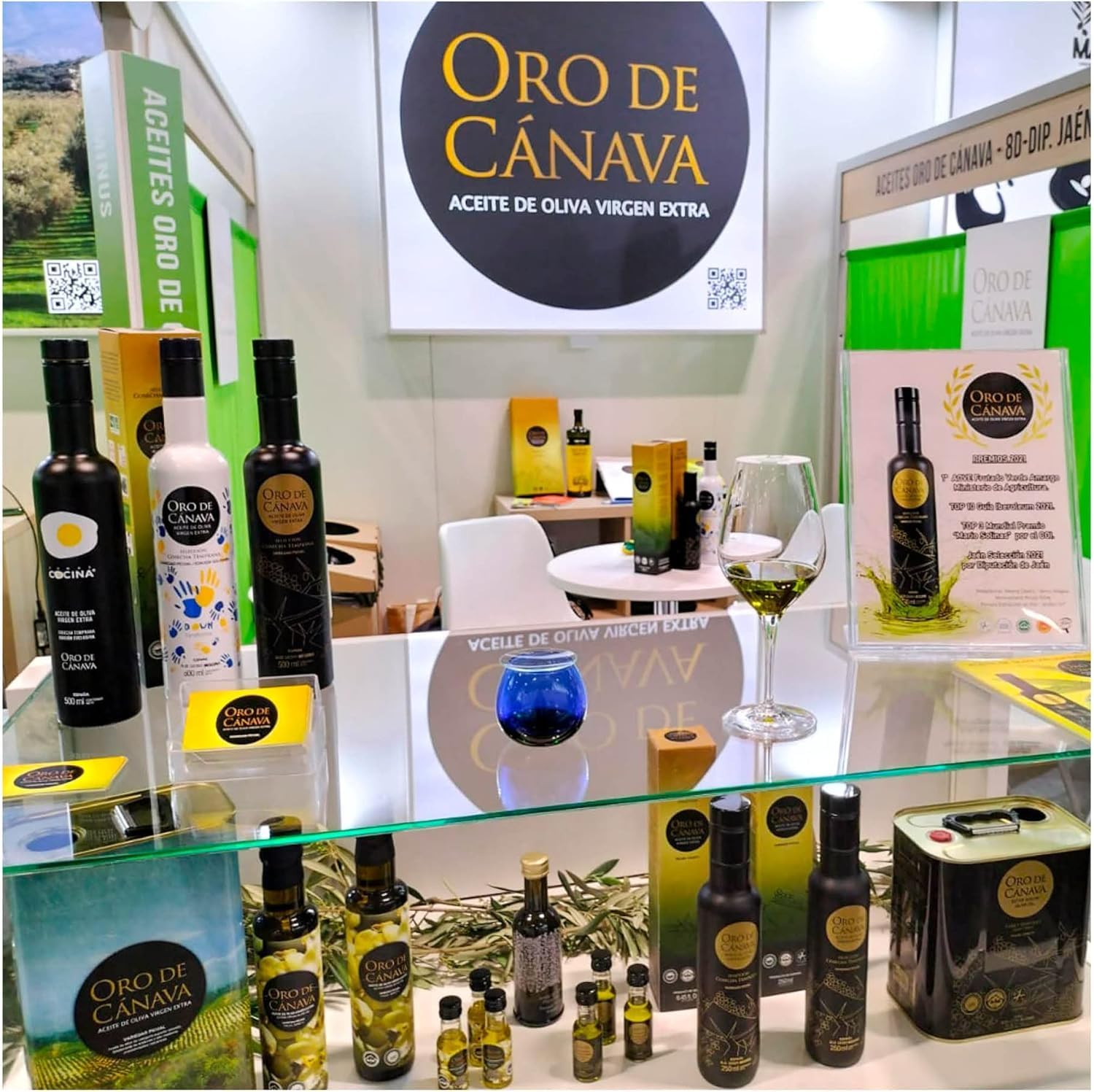 ORO DE CANAVA | Aceite de Oliva Virgen Extra Premium de Jaén, Denominación de Origen Sierra Mágina, Variedad Picual, Cosecha Temprana, Botella Cristal 500 ml con Estuche, Ideal para Regalo