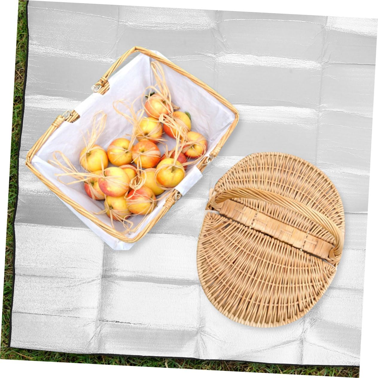 Folding Camping Pad Multifunctional Outdoor Cushion Mat for Picnic and Hiking Lightweight and Portable Water-Resistant Seat Mat