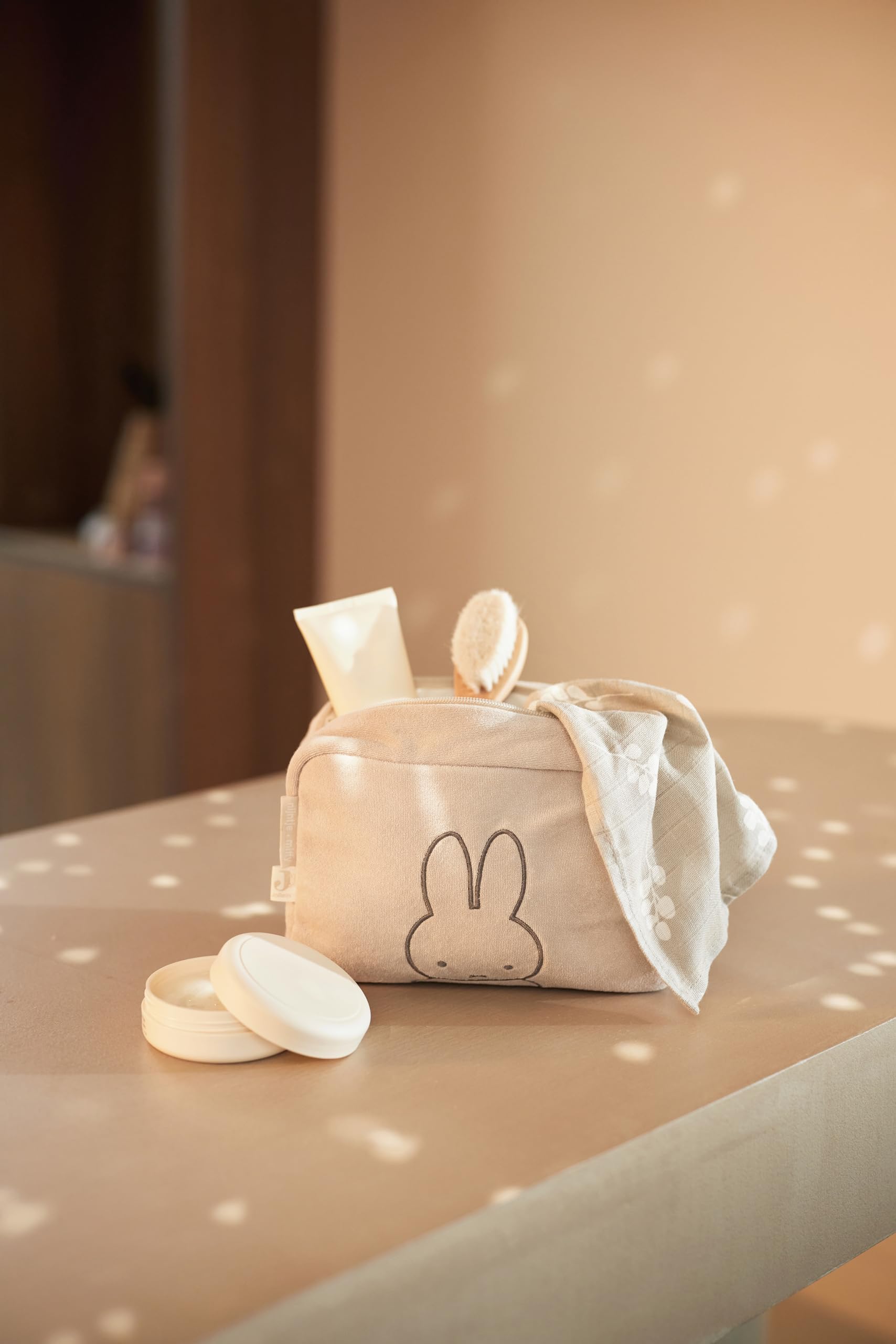 Jollein Sac à Langer en Tissu éponge - Miffy, Nougat - Trousse à Couches - Trousse de Maquillage - Organiseur - Beige