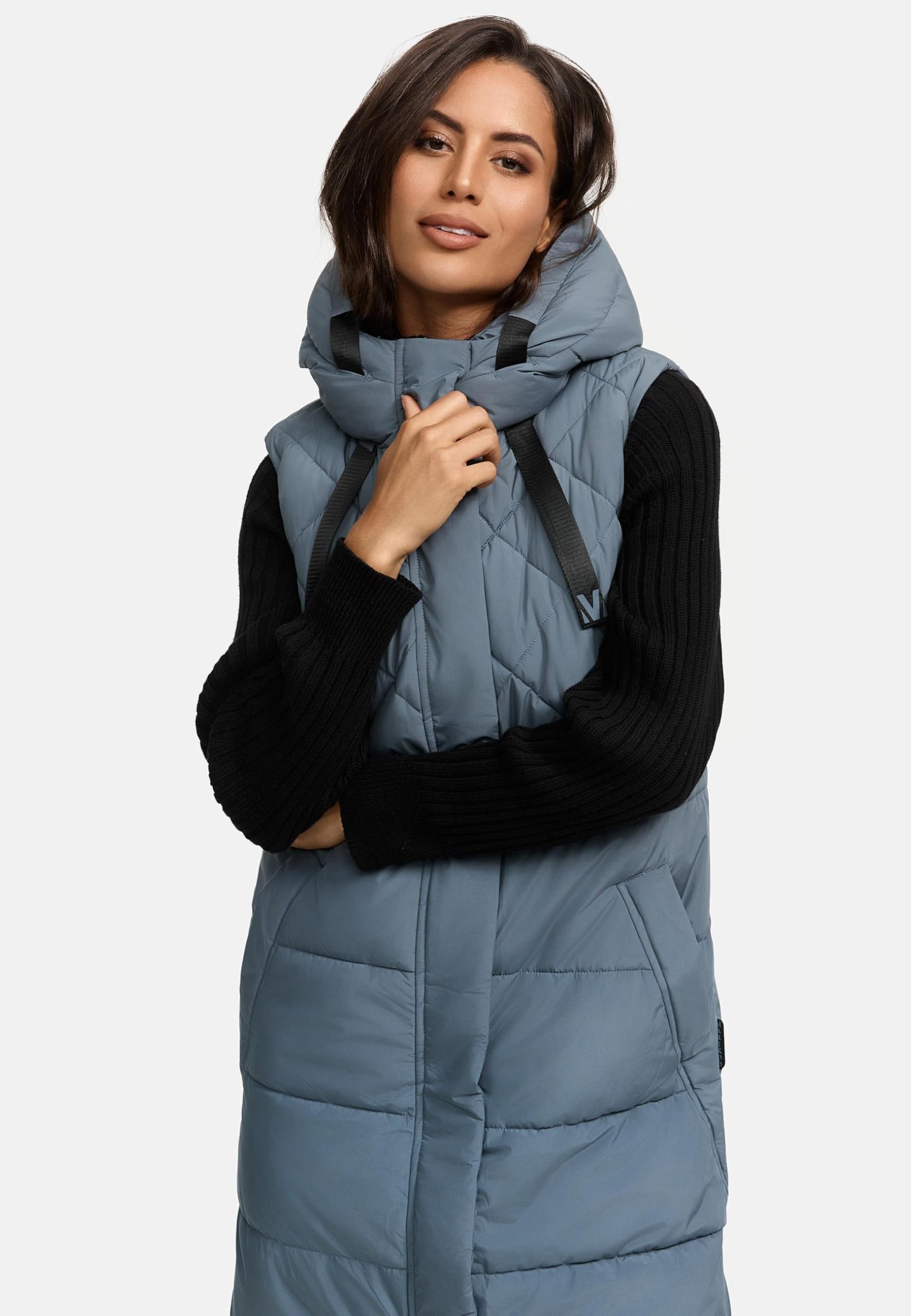 MARIKOO Gilet lungo da donna senza maniche lungo trapuntato caldo in materiali riciclati con cappuccio Narikaa 16 XS-3XL