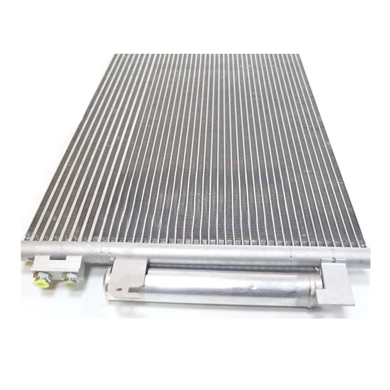 AC-Kondensator Kompatibel Für Dodge Caliber 2.0 2.4 Kompatibel Für Jeep und Patriot NISSENS 940570 68223852AA