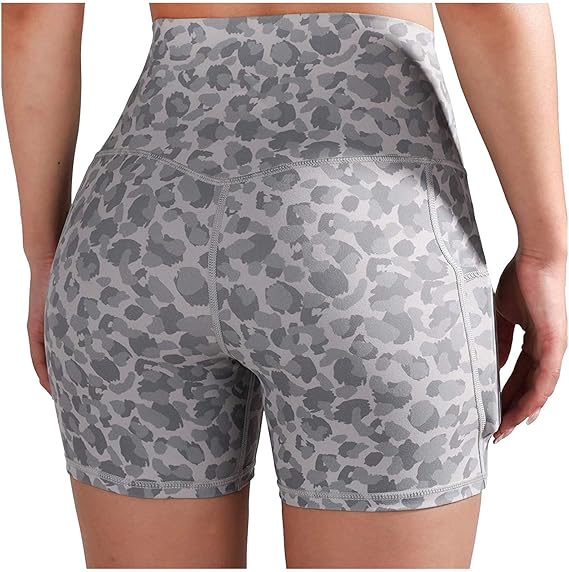 Amazon Co Jp ヨガ ハーフパンツ レディース トレーニング ショートパンツ ハイウエスト Kukoyo ヒョウ柄 フィットネスウェア ランニングショーツ レギンス スポーツ コンプレッション ショートタイツ バイカー サイクル サイドポケット 吸汗速乾 ファッション Amazon Co Jp ヨガ ハーフパンツ レディース トレーニング ショートパンツ ハイウエスト Kukoyo ヒョウ柄 フィットネスウェア ランニングショーツ レギンス スポーツ コンプレッション ショートタイツ バイカー サイクル サイドポケット 吸汗速乾 ファッション