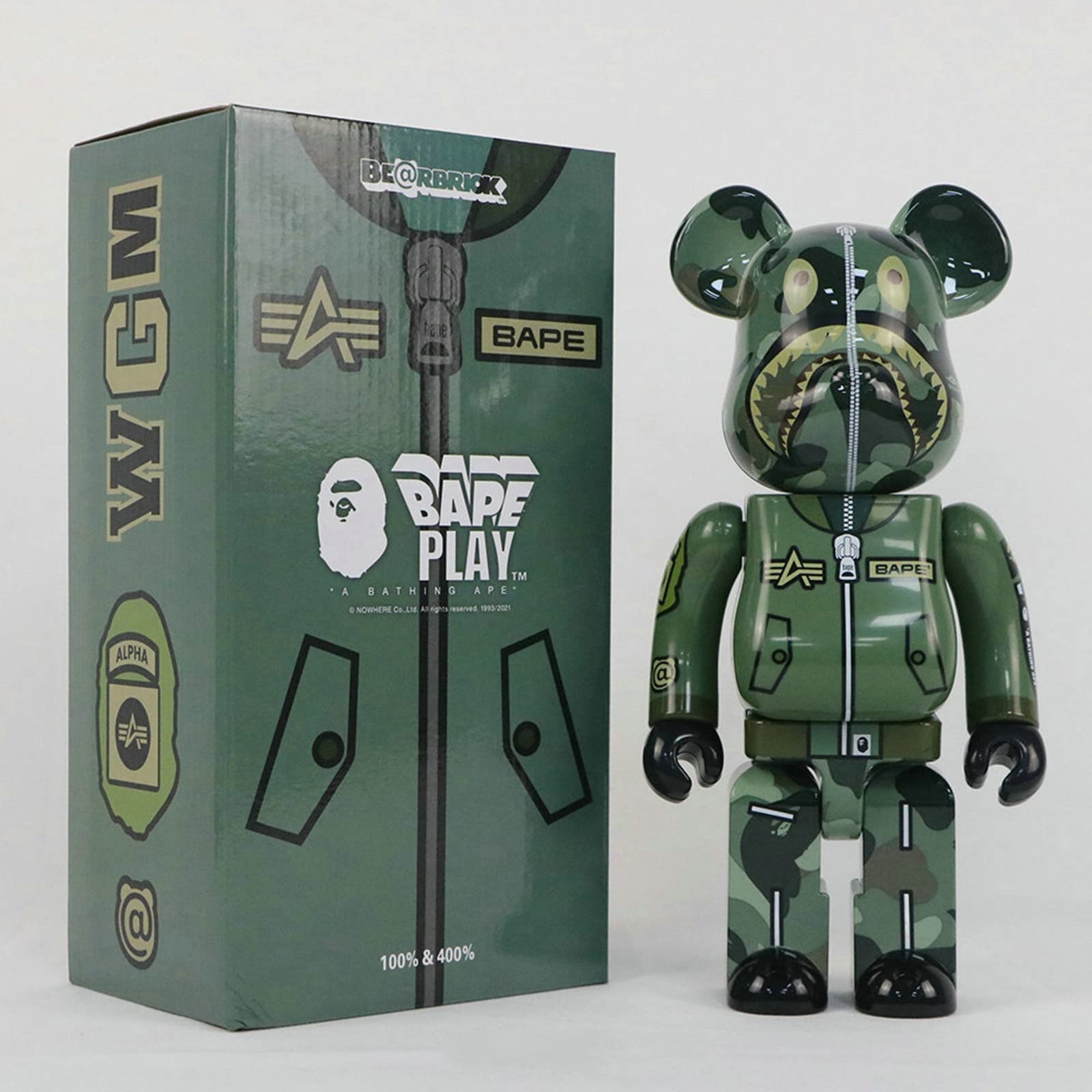 Amazon.co.jp: Bearbrick暴力熊積木熊パイロットぬいぐるみモデル400 