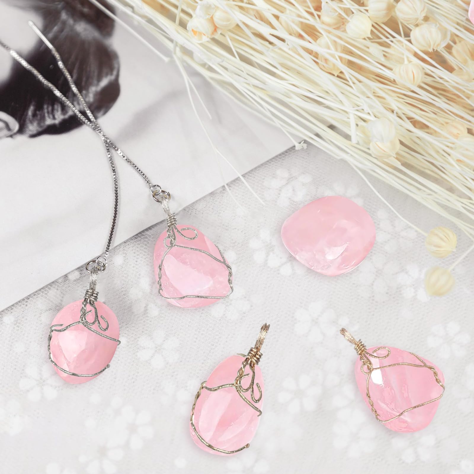 Quarzo Rosa Pietra Naturale Quarzo Rosa Trasparente Pietre di Quarzo Rosa Naturale Quarzo Rosa Trasparente, 2-3cm Quarzo Rosa Set da 100g di Quarzo Rosa Pietra Naturale （Numero Casuale）