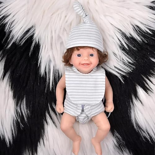 Miniatura 5 de Fxvhojq Muñeca de bebé recién nacido de 7 pulgadas de silicona, realista, con accesorios de alimentación y ropa, cuerpo suave y realista, juego de