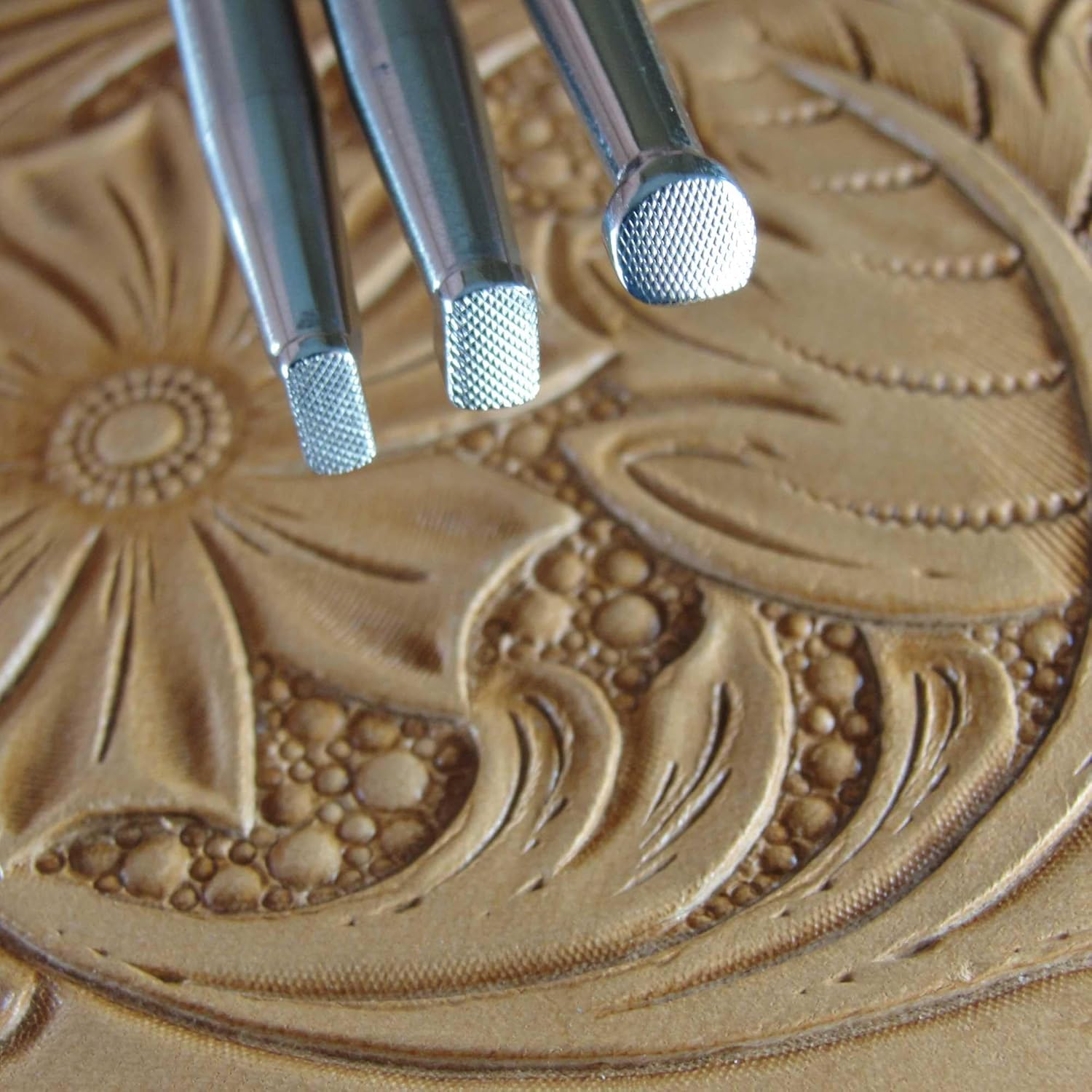 Pro Leather Carvers Checkered Steep Angle Beveler Leather Stamps, Set of 3, Stainless Steel Leather Stamping Tools, Zhong Jiang