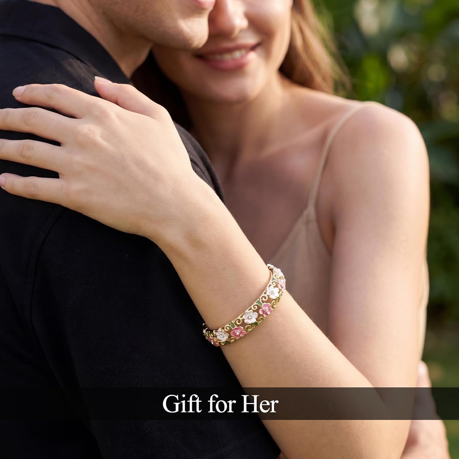 Cloisonne 18K Gold Plated Bangle Bracelets for Women, Enamel Craft Jewelry-Floral Element , Retro Fashion Palace Style, 7.42'' Circumference Diameter Fits Most Adults, Perfect Jewelry Gift Idea for Her, Girlfriend, Wife, Mom, Sister, Lover on Birthday, Christmas, Valentine's Day, Mother's Day