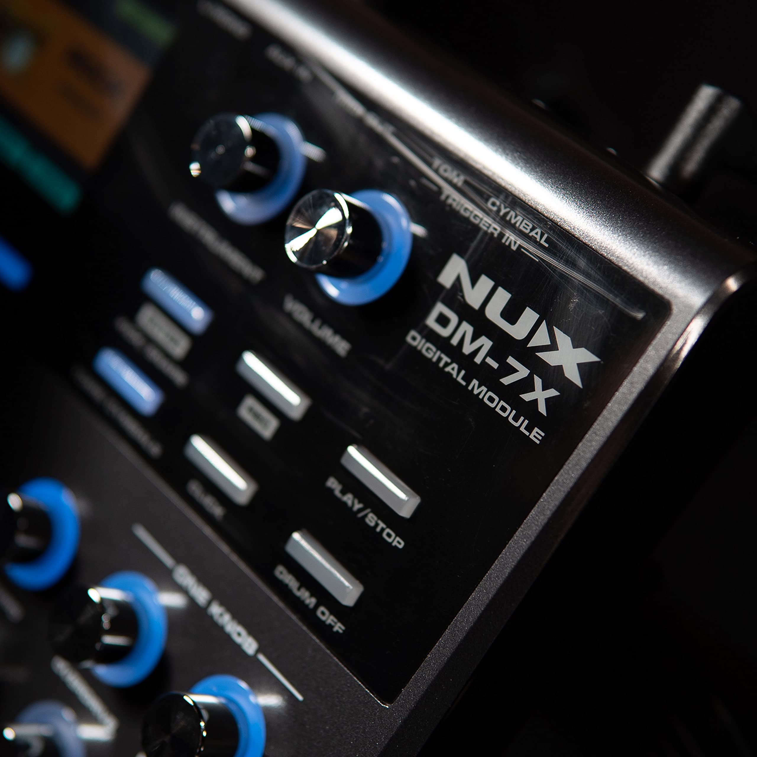 Nux DM-7X Digitales Drumkit, digitales Drumset mit REMO Mesh Heads (Dual-Triggering-Technologie, Coach-Funktion, Bluetooth, Aux-In, Sound-Library mit 18 User Kits, Record Funktion), Schwarz