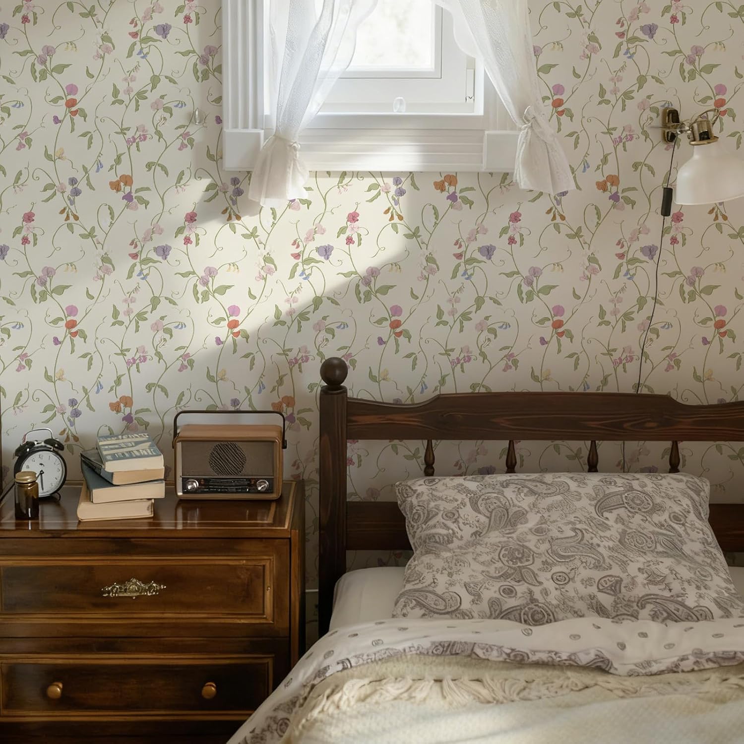 17.3" x 393.7" Vintage Wallpaper Peel and Stick Beige Floral Wallpaper Leaf Contact Paper Vinyl Waterproof Self Adhesive Boho Botanical Wall Paper for Bedroom Shlef Cabinet Decor