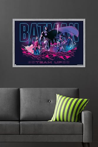 Miniatura 16 de Trends International DC Comics Batman - Póster de pared de Team Up, 14.72 x 22.37 pulgadas, versión enmarcada plateada Versión con marco plateado