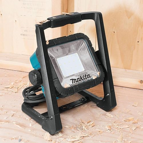 Vista 7 de Reflector Makita DML805 de 18 V LXT, alámbrico/inalámbrico, con batería de iones de litio