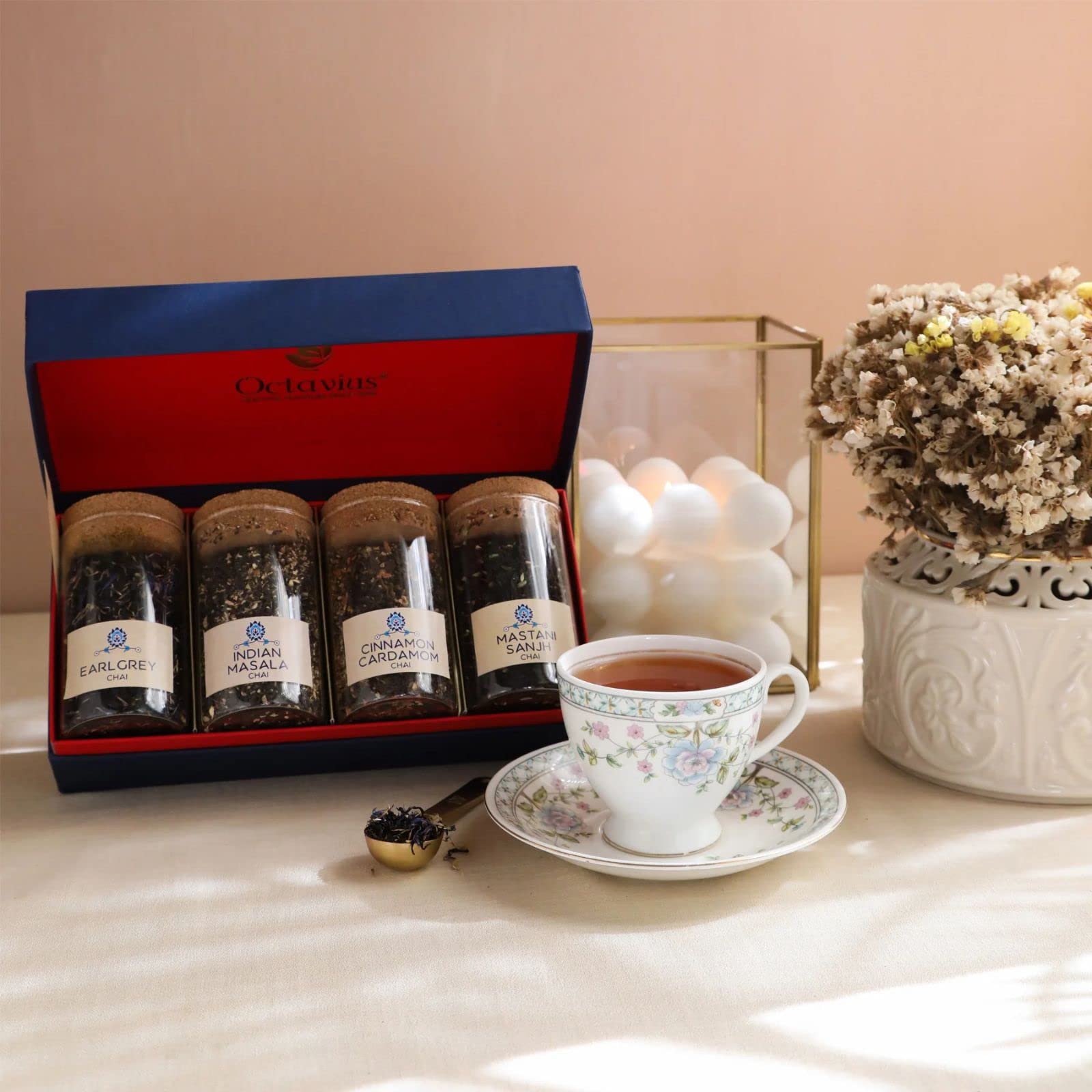 Octavius Tea Time Treasure | Black Tea infusions | 4 Assorted Exotic Loose Leaf Black Teas| Packed in Charming Cork-Lid Glass Vials | Premium Christmas Gift Hamper Box| Tea Gift Set for Tea Lovers