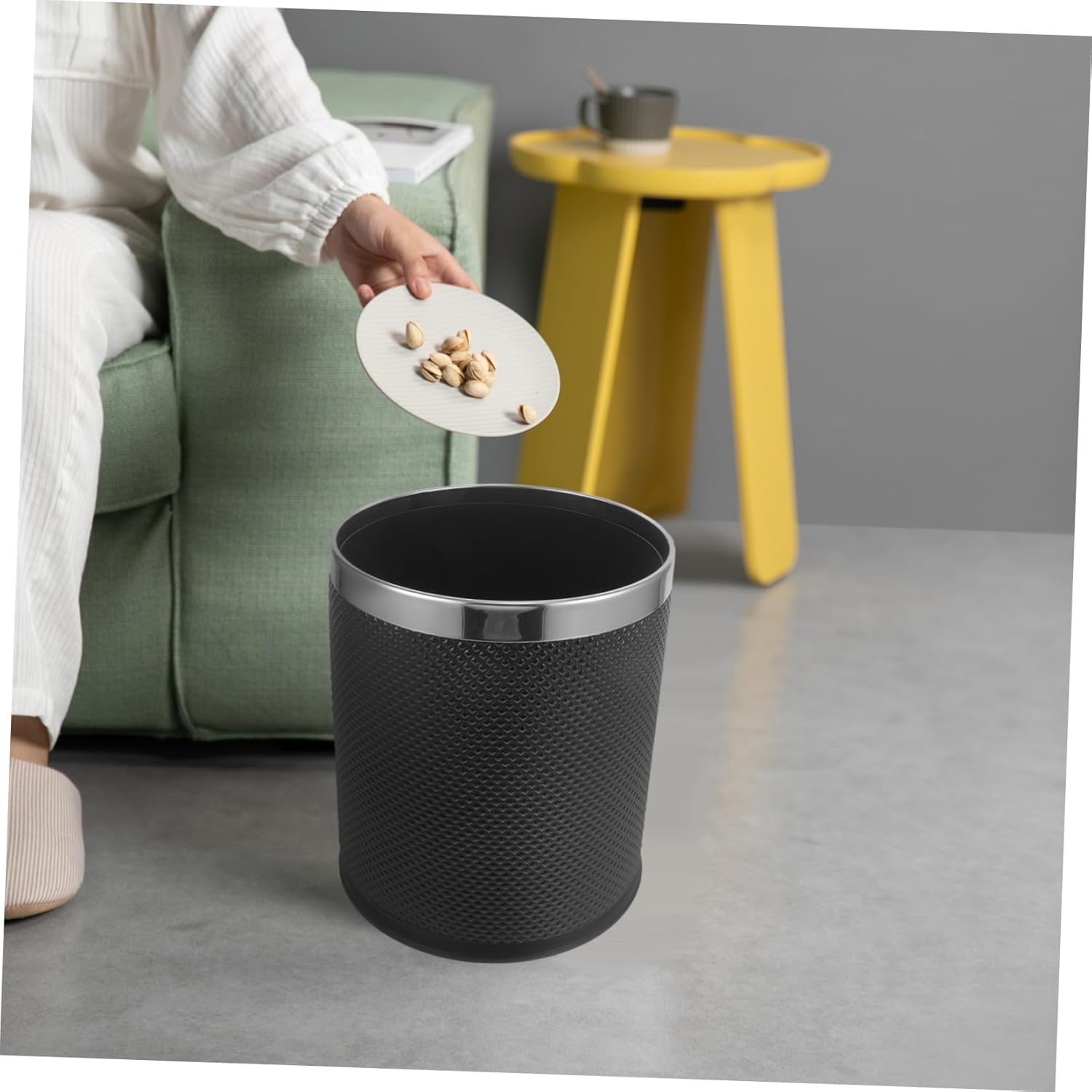 Reusable Plastic Trash Can Large Capacity Kitchen Garbage Container Modern Design for Bathroom Home Odor-Sealing Press Versatile Bin for Office Dorm