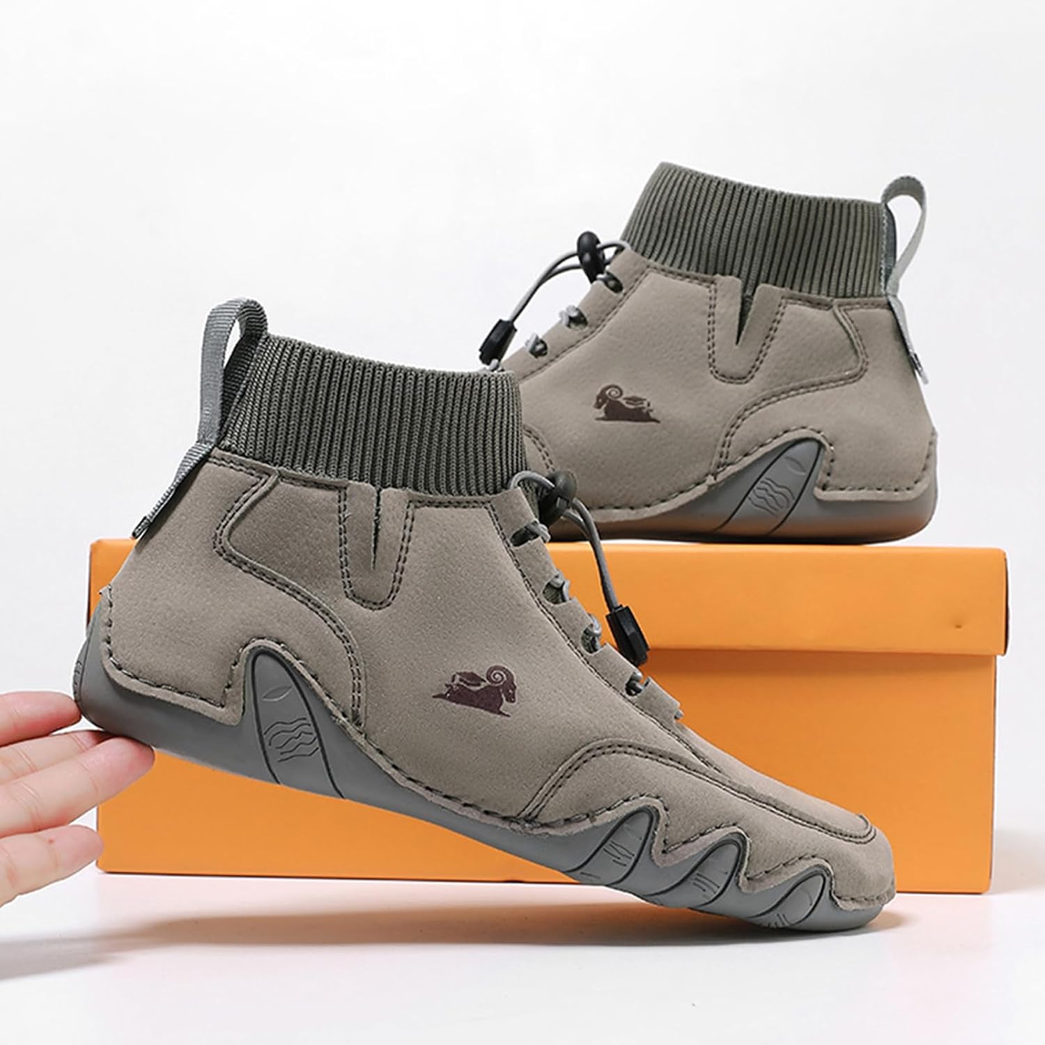 Men'S Waterproof Leather Lightweight Outdoor Ankle Boots Comfortable Round Toe Soft Sole Non-Slip Driving Walking High Top Chukka Boots Slip-On Lightweight Sports Shoes