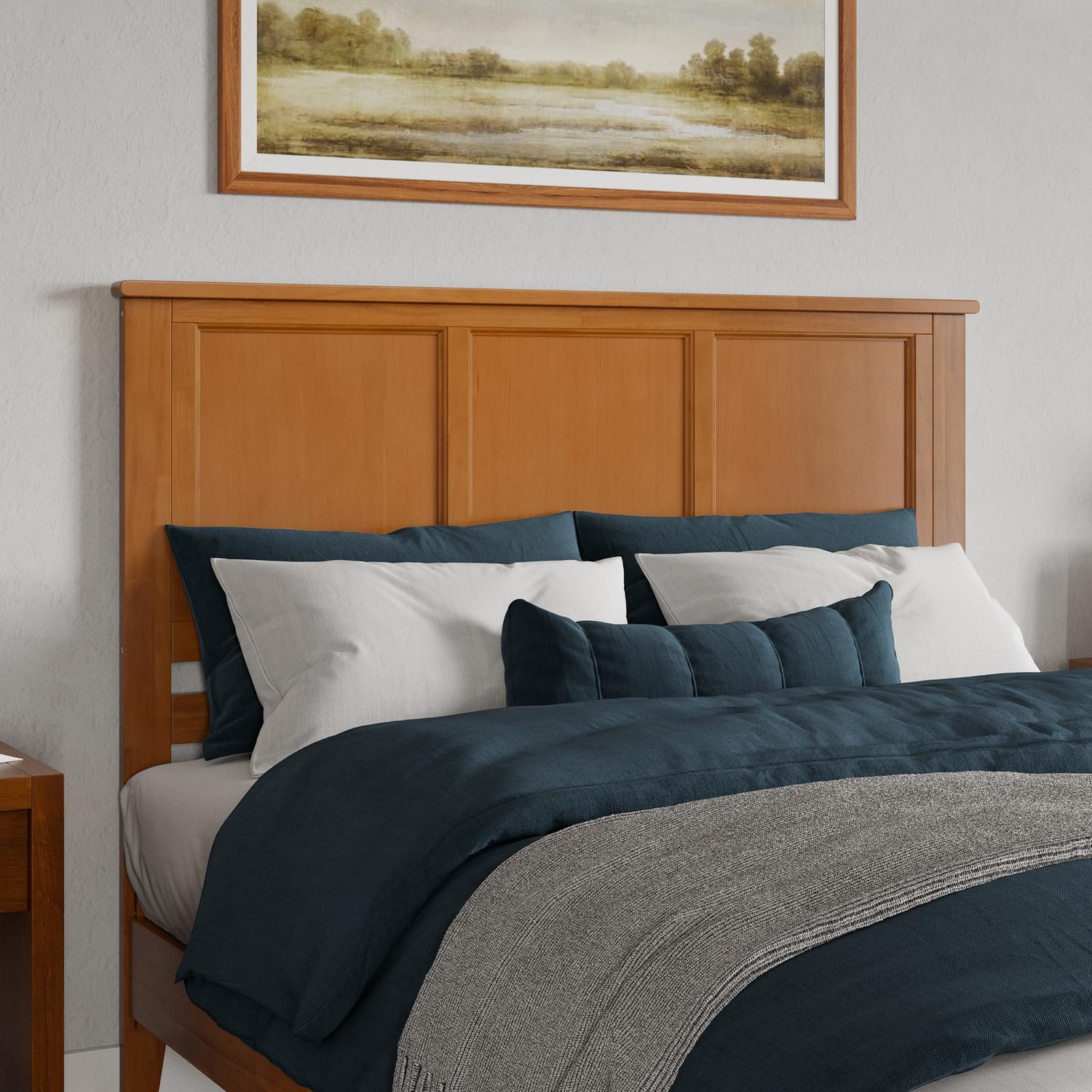 HomeStock Artisanal Abode Solid Wood Low Profile Platform Bed with Matching Footboard, Durable Solid Wood Platform Bed for Bedrooms Queen/Light Toffee