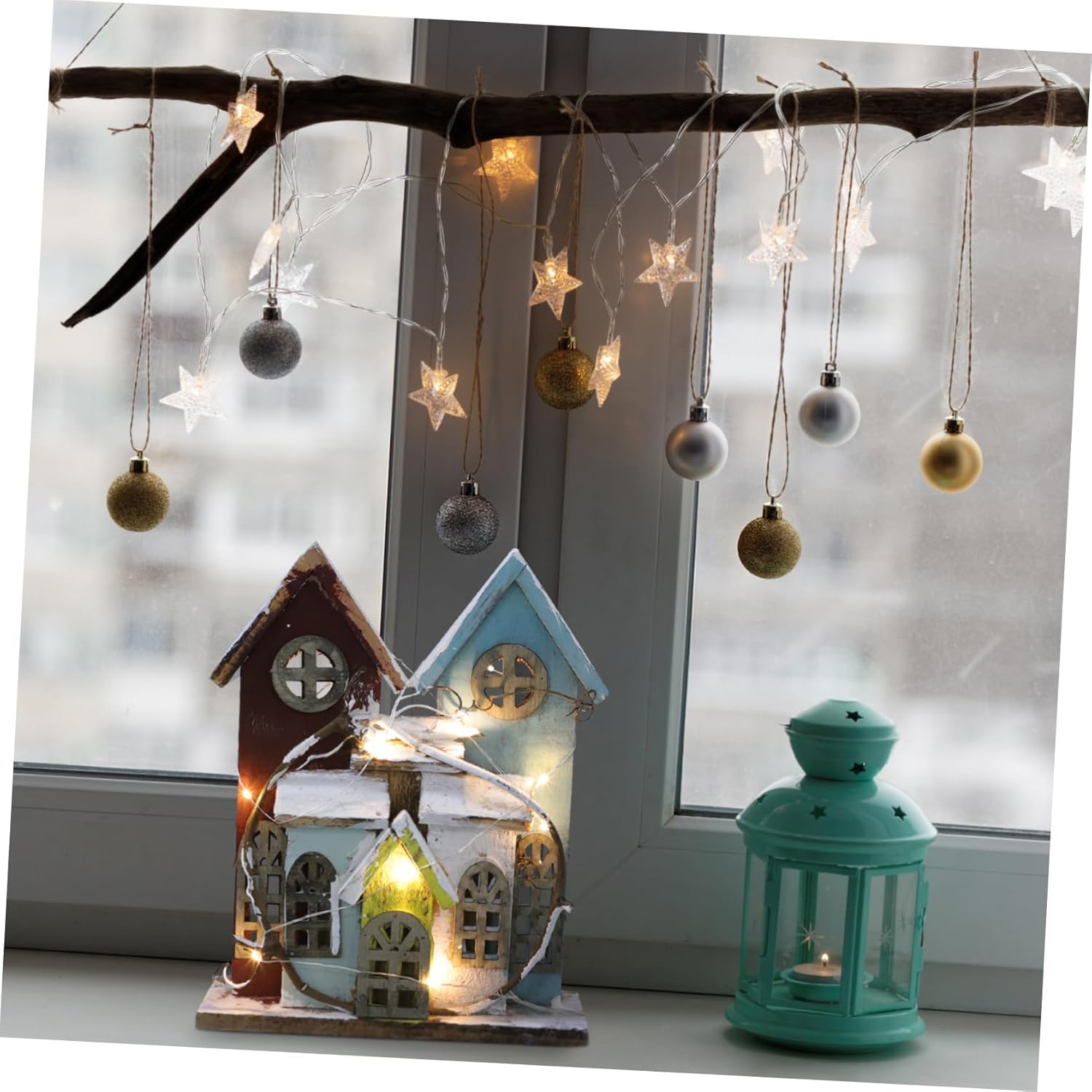 PRETYZOOM 1pc Mini House Decor for Christmas Cute Xmas Desktop Ornament for Holiday Home Decoration Charming House Display for Festive Celebration