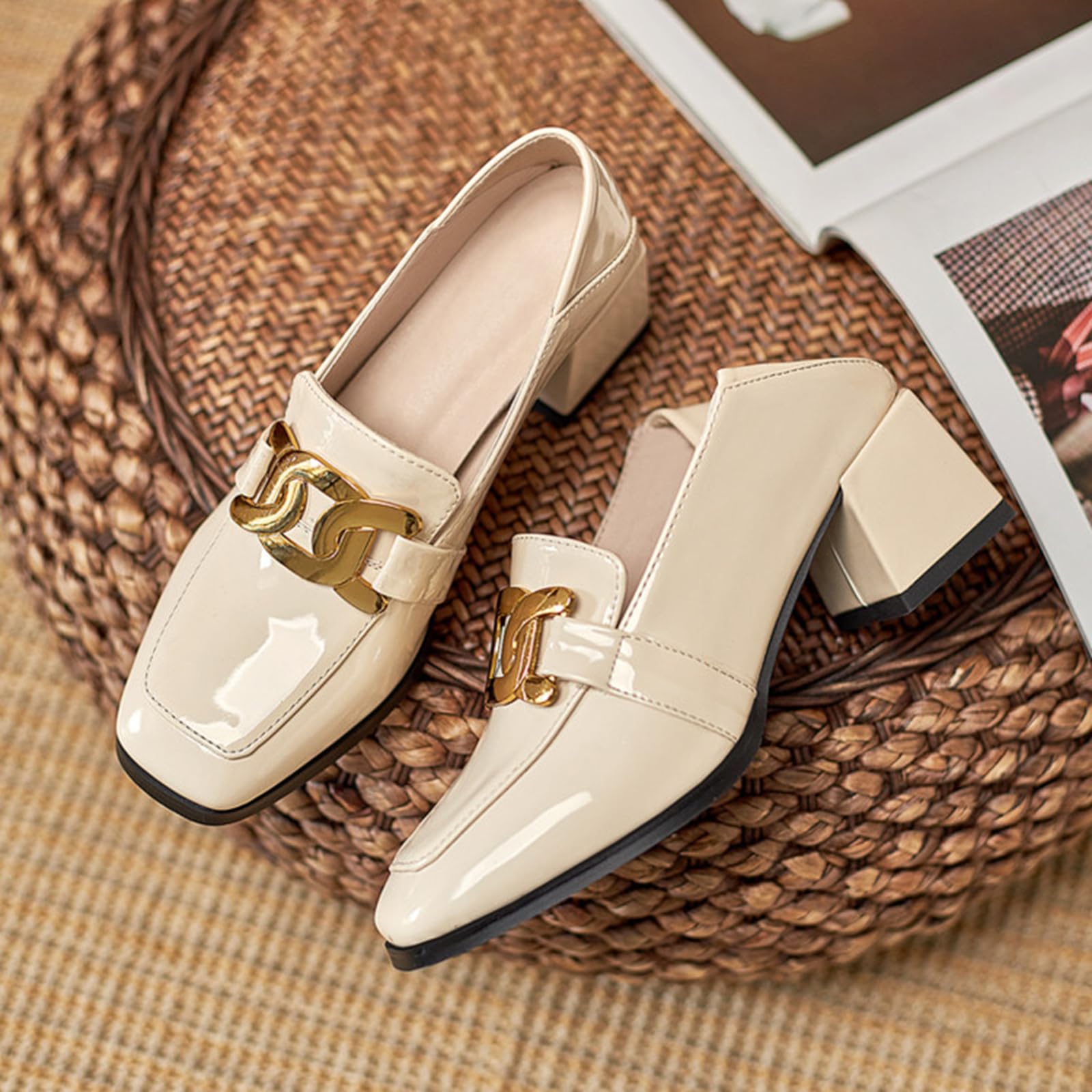 Zapatos de tacón de bloque para mujer, tacón de 5 cm, tapa cuadrada de charol con decoración de metal, cómodos para todo el día
