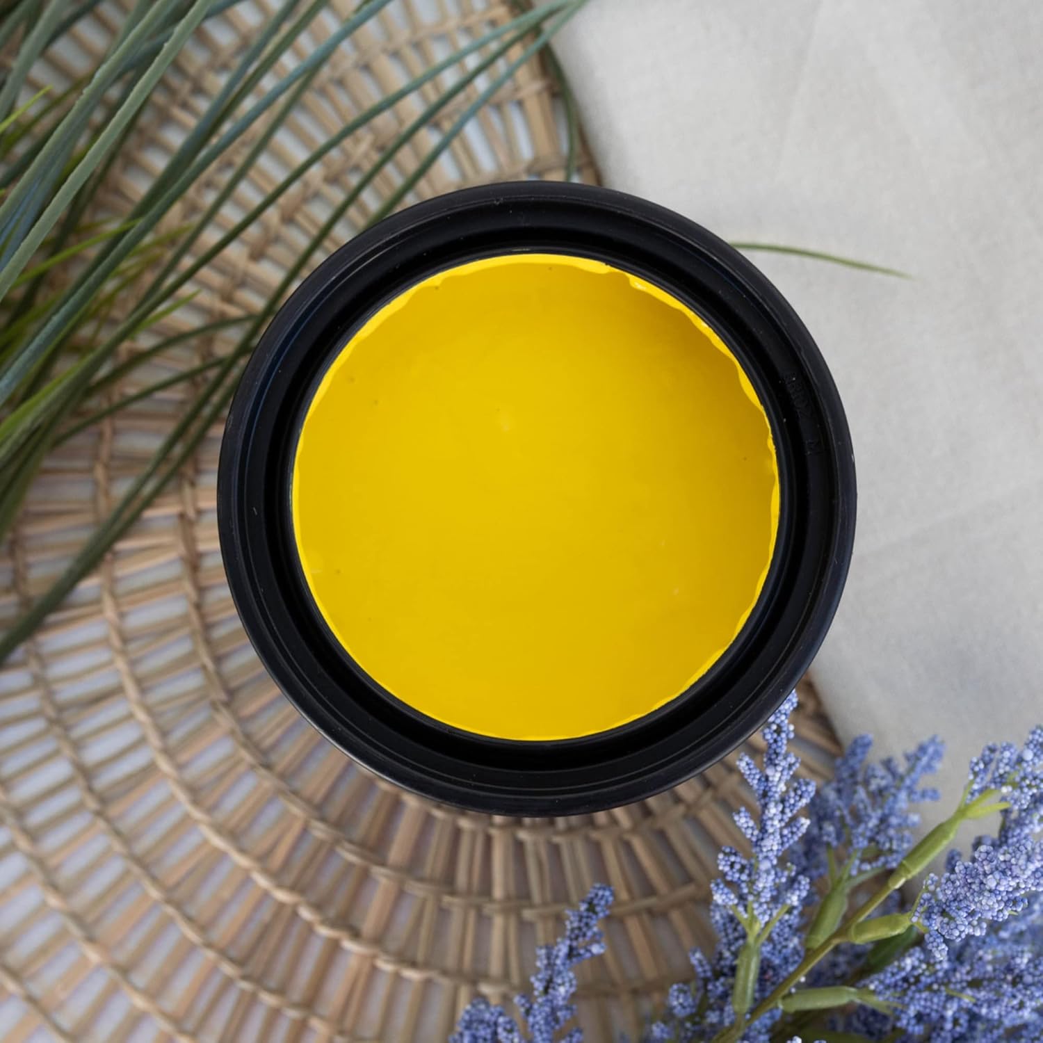 Dixie Belle Terra Clay Paint - Daffodil (16oz) - Bright Yellow Water-Based Terra Artisan Clay Paint for DIY - Wood, Canvas, Tile, Fabric, Home