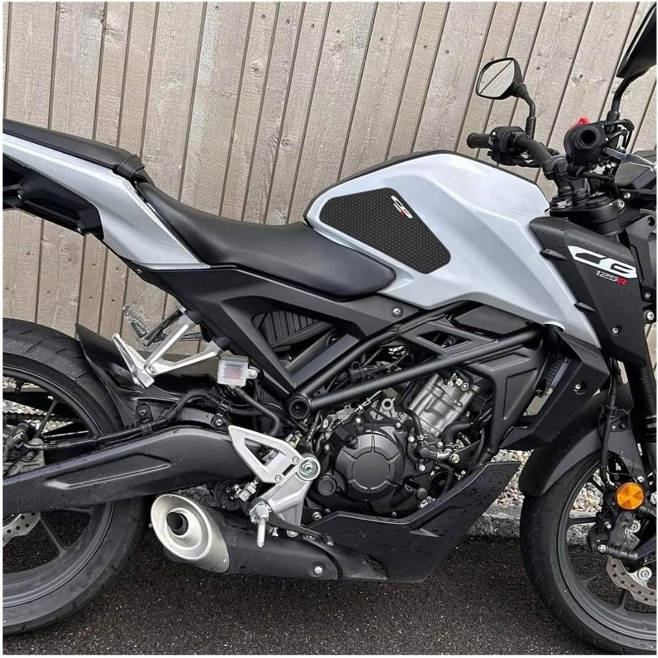 Motorcycles Accessories Non-Slip Side Fuel Tank Stickers Waterproof Pad for Honda for CB125R 2018-2026
