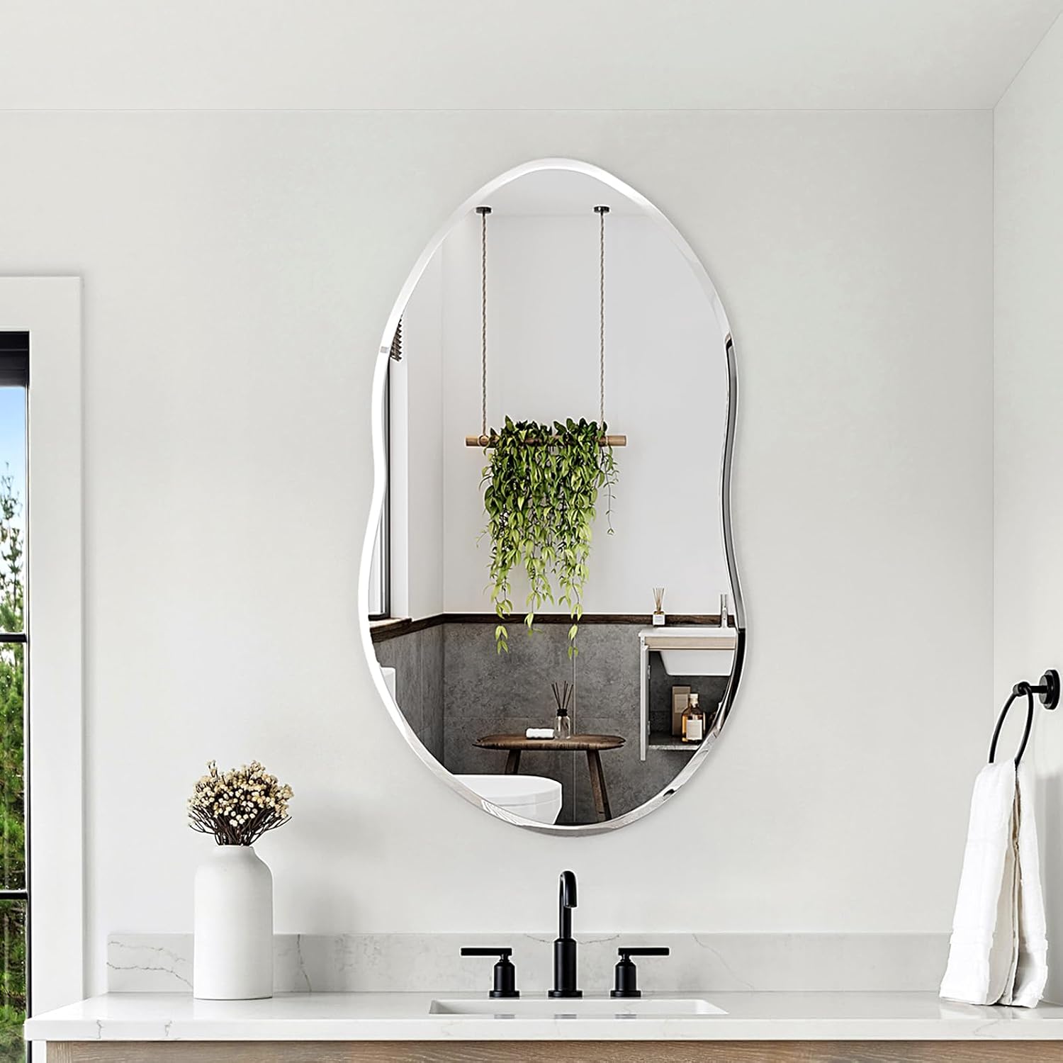 Asymmetrical Mirror, 38x22inch Special-Shaped Beveled Edge Frameless Bathroom Mirror,Irregular wall Mirror, Suitable for Living Room, Bedroom/wall/Bathroom/Makeup Area/Cloakroom。