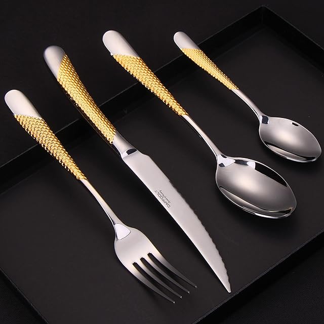 DAFFODILY | Luxury Cutlery Set. Spoons, Knives & Forks Flatware| Hammered 18/10 Stainless Steel Tableware. Mirror Finish Steak Knife Dishwasher Safe (Signature - Gold 16 Pc)