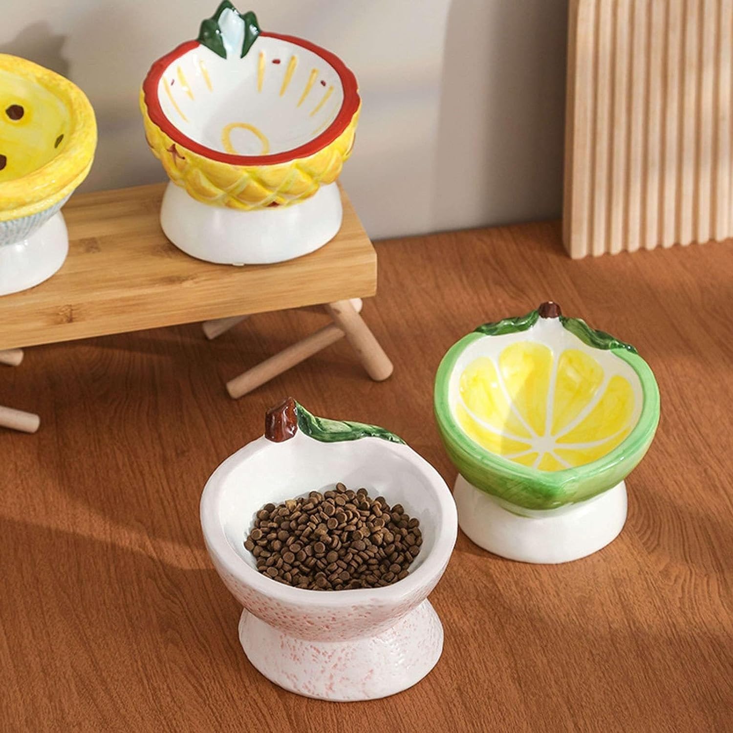 Podniesiona ceramiczna miska do karmy dla kota do ochrony kręgosłupa dla zwierząt, miska do karmy dla kota w stylu owocowym 10,5 * 14 cm