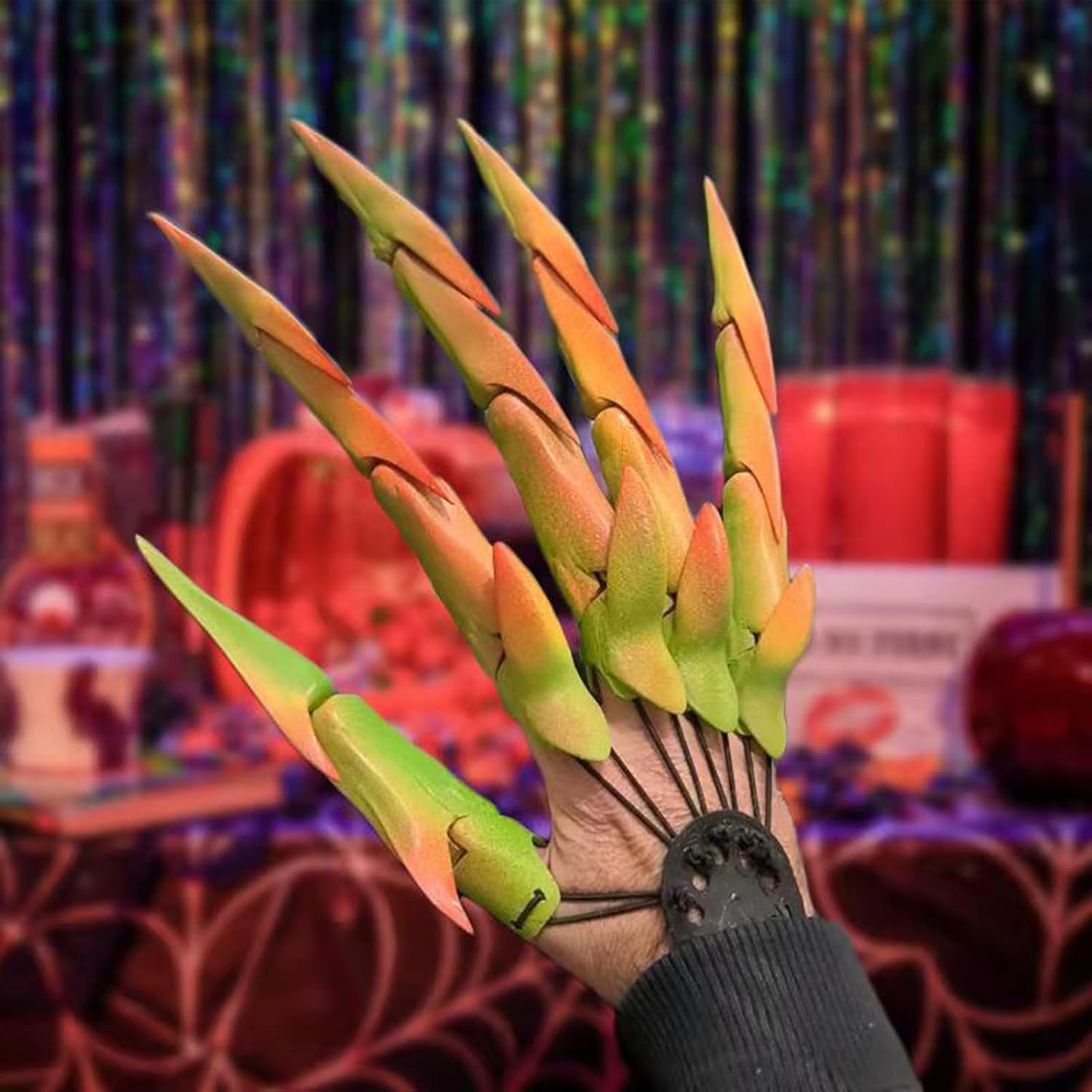 1 Pair Halloween Articulated Fingers, Colorful Articulated Finger Extensions for Adult, Scary and Flexible Skeleton Claws Hands Halloween Decoration