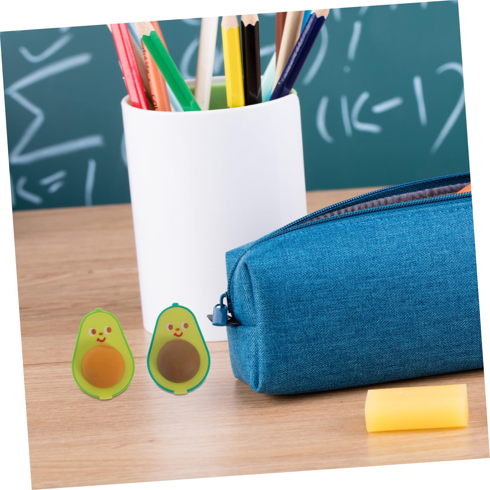 IMIKEYA 3 Sätze Avocado -bleistiftmesser Klein Karikatur Bleistifte Kind Farbig Werkzeug Cartoon Bleistiftspitzer Anspitzer Studenten Bleistiftschärfer Eisen 6 Stück * 3