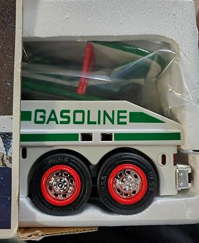 Miniatura 6 de Hess 2002 Camión y avión Blanco en Color