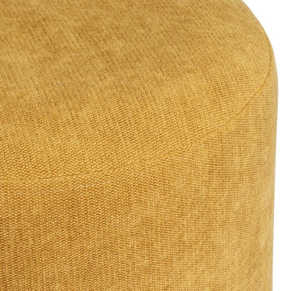 Puff Taburete Redondo tapizado en Chenilla Mostaza con Patas de Madera de 40x45 cm. Úsalo como reposapies o Asiento para tocador. Incluye Patas de Madera de 10 cm. Resiste 100 kg.