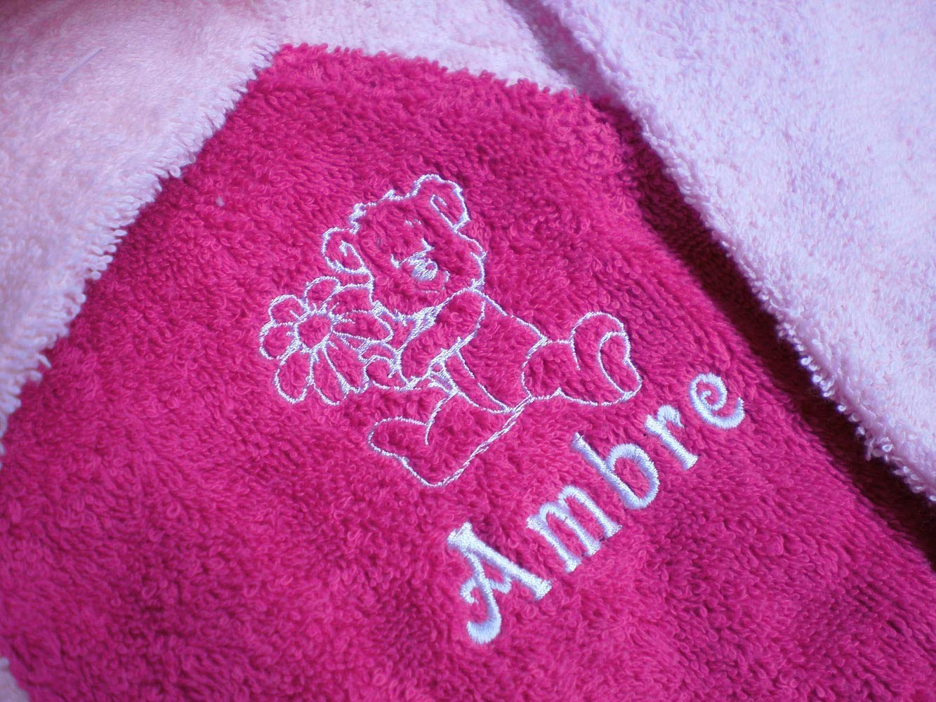 Peignoir de bain personnalisé prénom enfant, rose/fushia taille 12/14ans, cadeau anniversaire, garçon fille