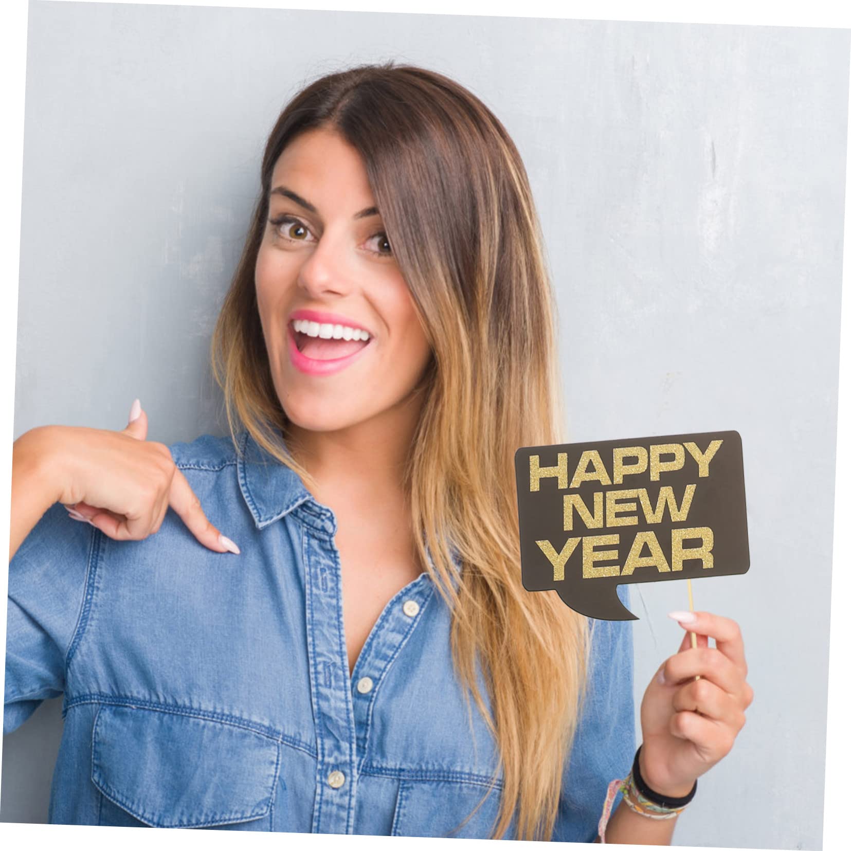 Cabilock 4 Juegos Accesorios de Fotos de año Nuevo decoración Paseo Fiesta Accesorios para Fotos apoyos de la Foto de la víspera de año Nuevo Accesorios creativos para Fotos Papel