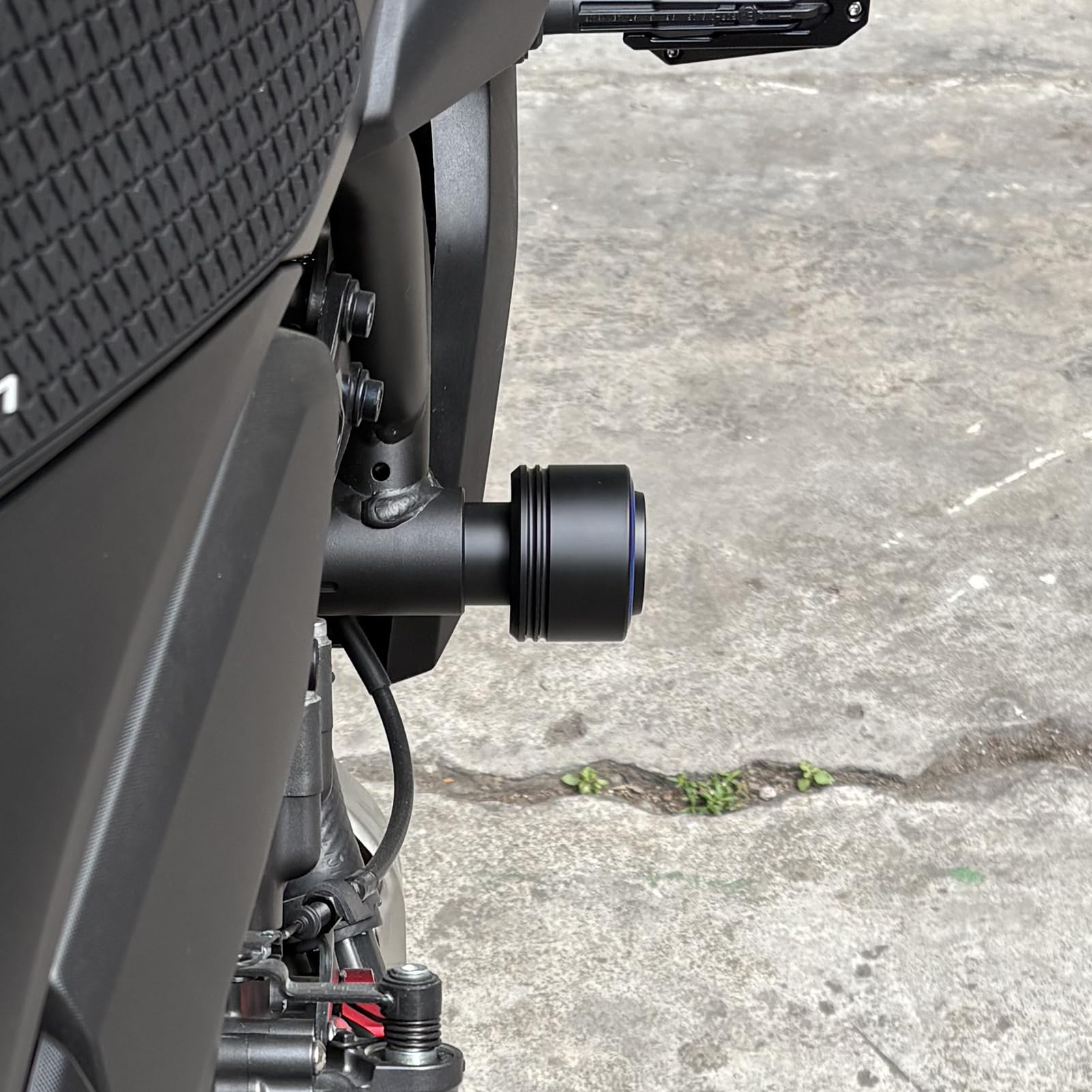 Für Yamaha MT-07 MT07 MT 07 Motorrad Rahmen Slider Crash-Schutz Sturzschutz Zubehör (Schwarz)