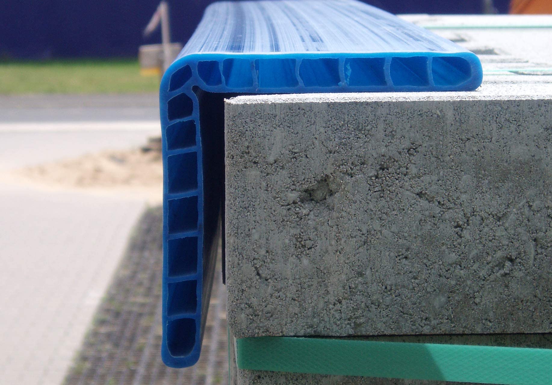 (10x) Kantenschutzwinkel 1.000 mm – Blau | 120 x 120 x 12 mm | Kantenschoner aus PE-Kunststoff | bruchfest, formstabil & kältebeständig – für Ladungssicherung mit Zurrgurten