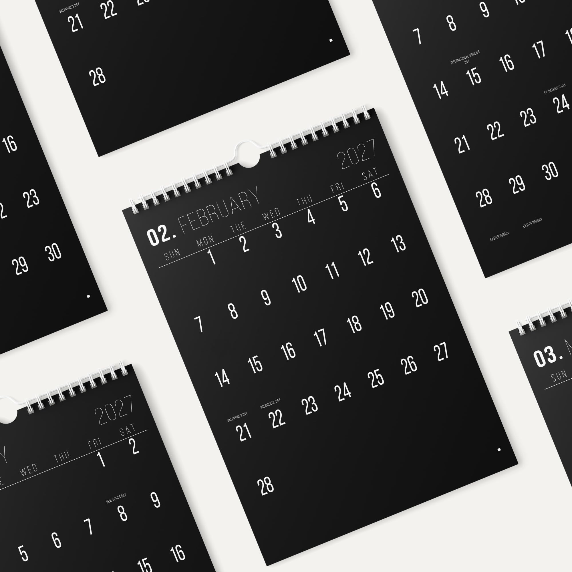 Karto Wandkalender 2026 – Vertikal 27,9 x 43,2 cm von Januar 2026 bis Juni 2027 – Steigern Sie Ihre Produktivität und einfache Planung mit dem ästhetischen Monatskalender – komplett schwarz