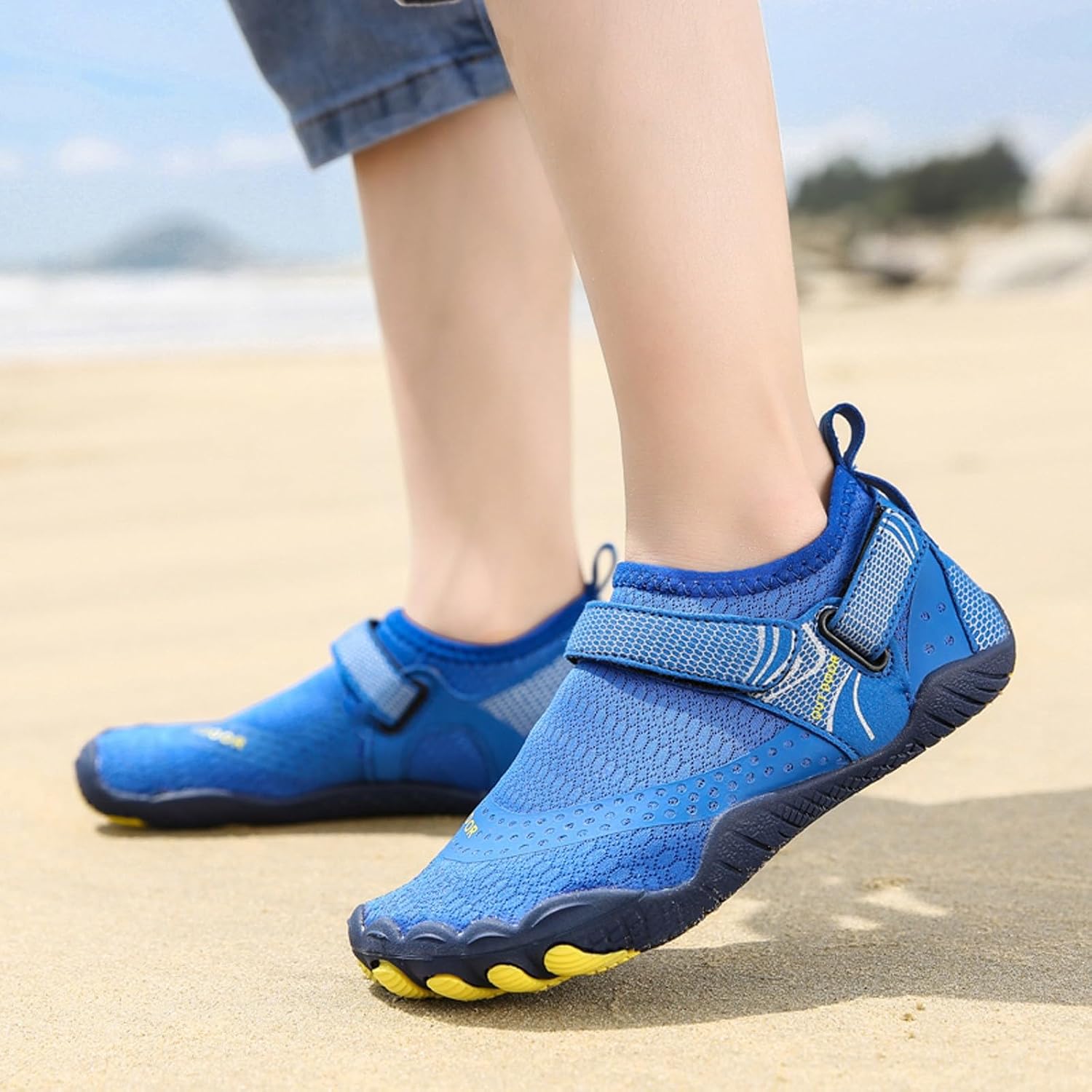 Boys Girls Water Shoes Barefoot Aqua Socks Lightweight Walking Sneakers