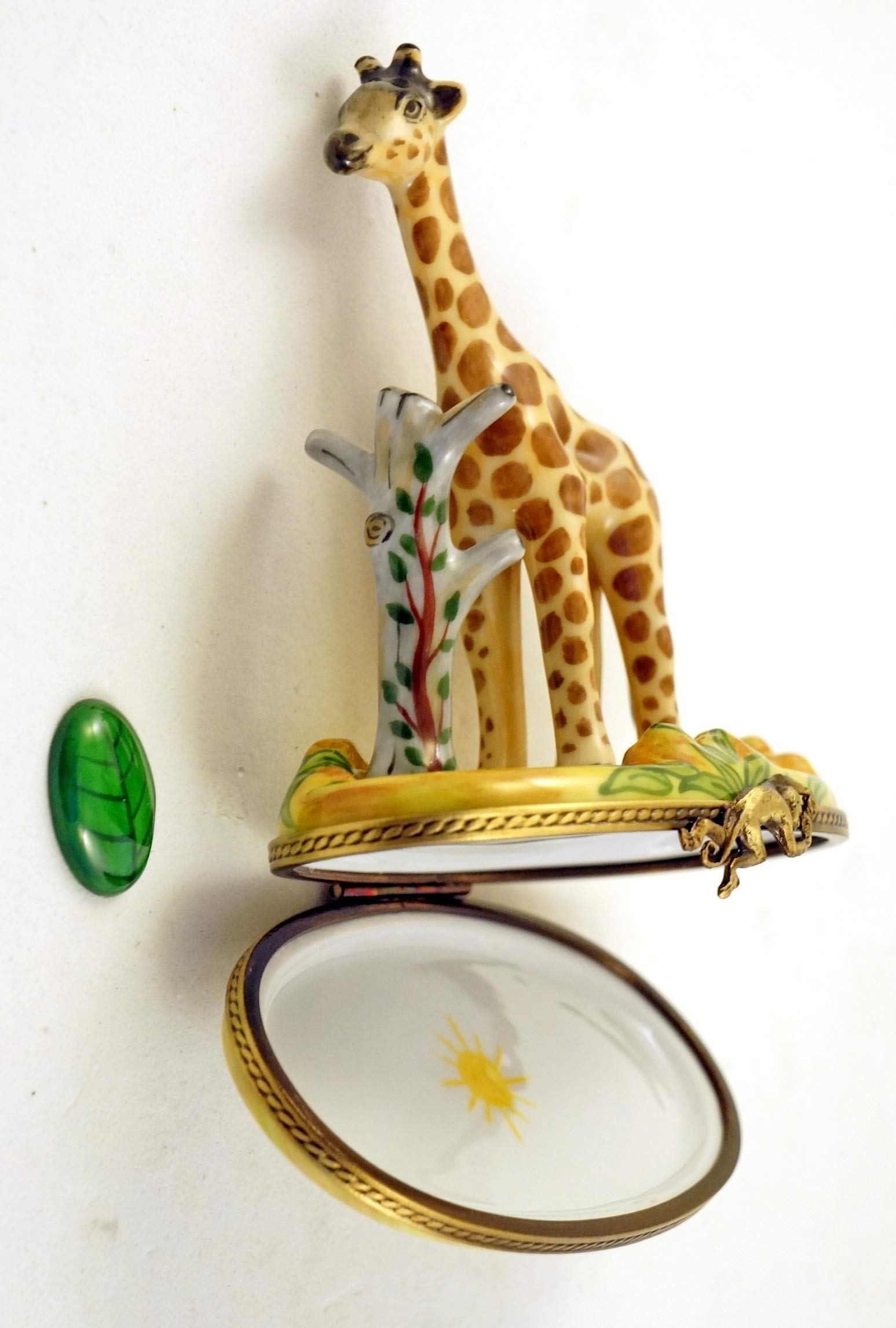 Amazon｜本物のフランス製磁器手描きリモージュボックス 美しいキリン