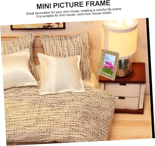 Miniatura 5 de DECHOUS Marco de fotos para casa de muñecas, mini muebles de escritorio, accesorios de mesa, marco de fotos en miniatura, marco de fotos rústico,